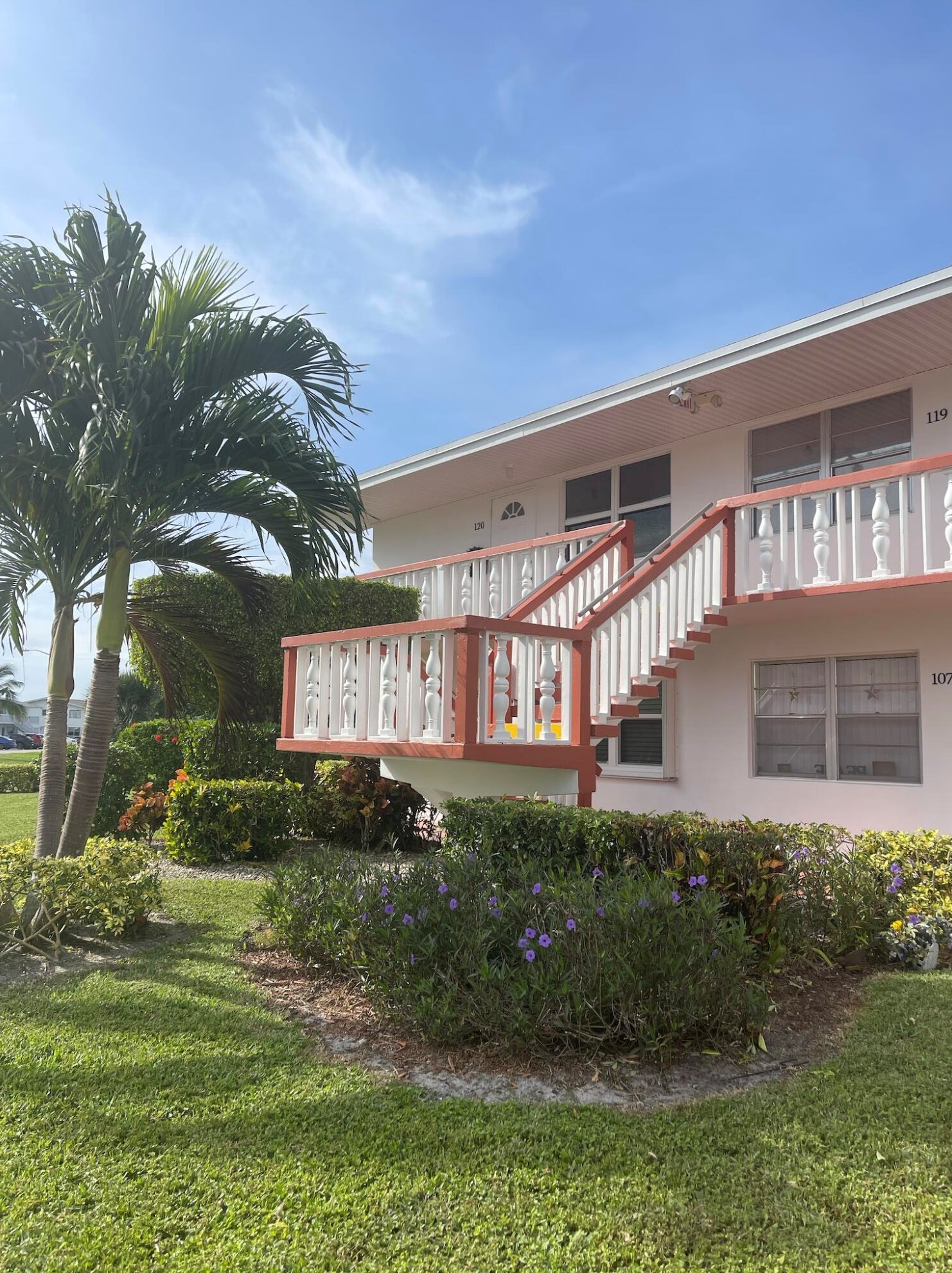 120 Chatham E E, West Palm Beach, FL 33417