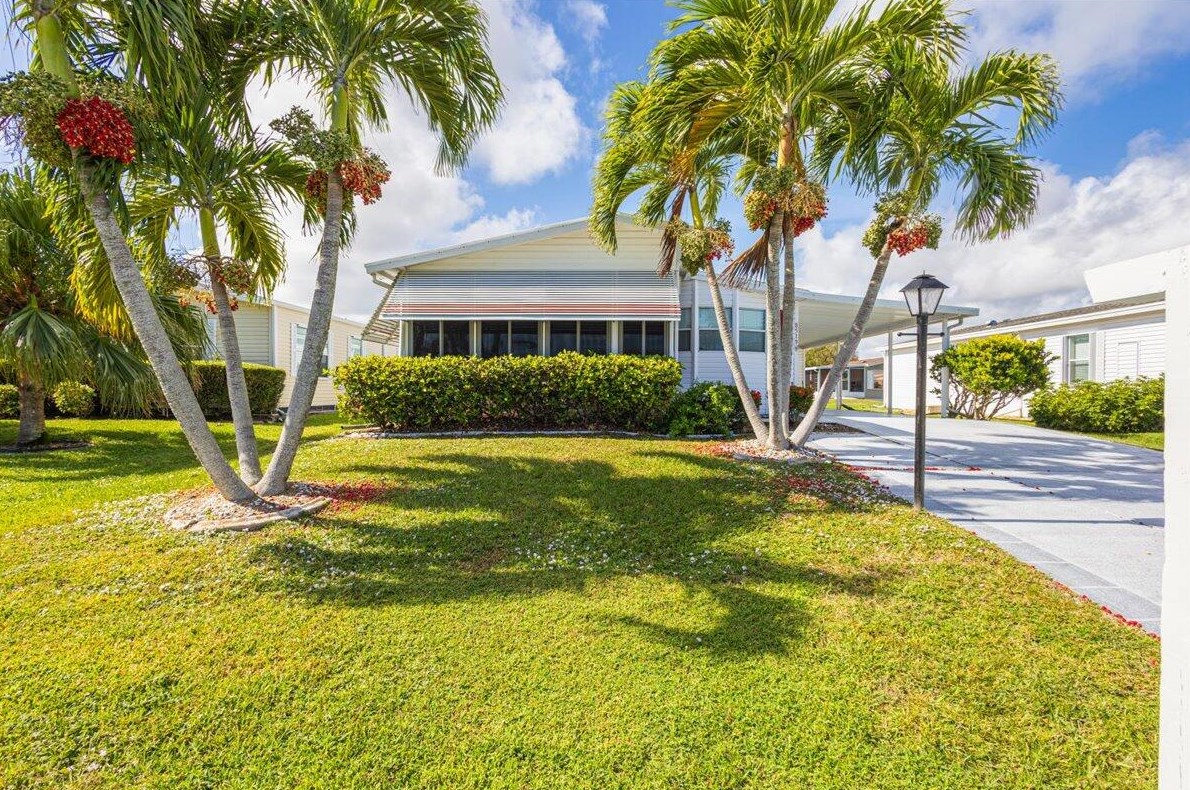 8519 Marlberry Ct, Fort Pierce, FL 34952