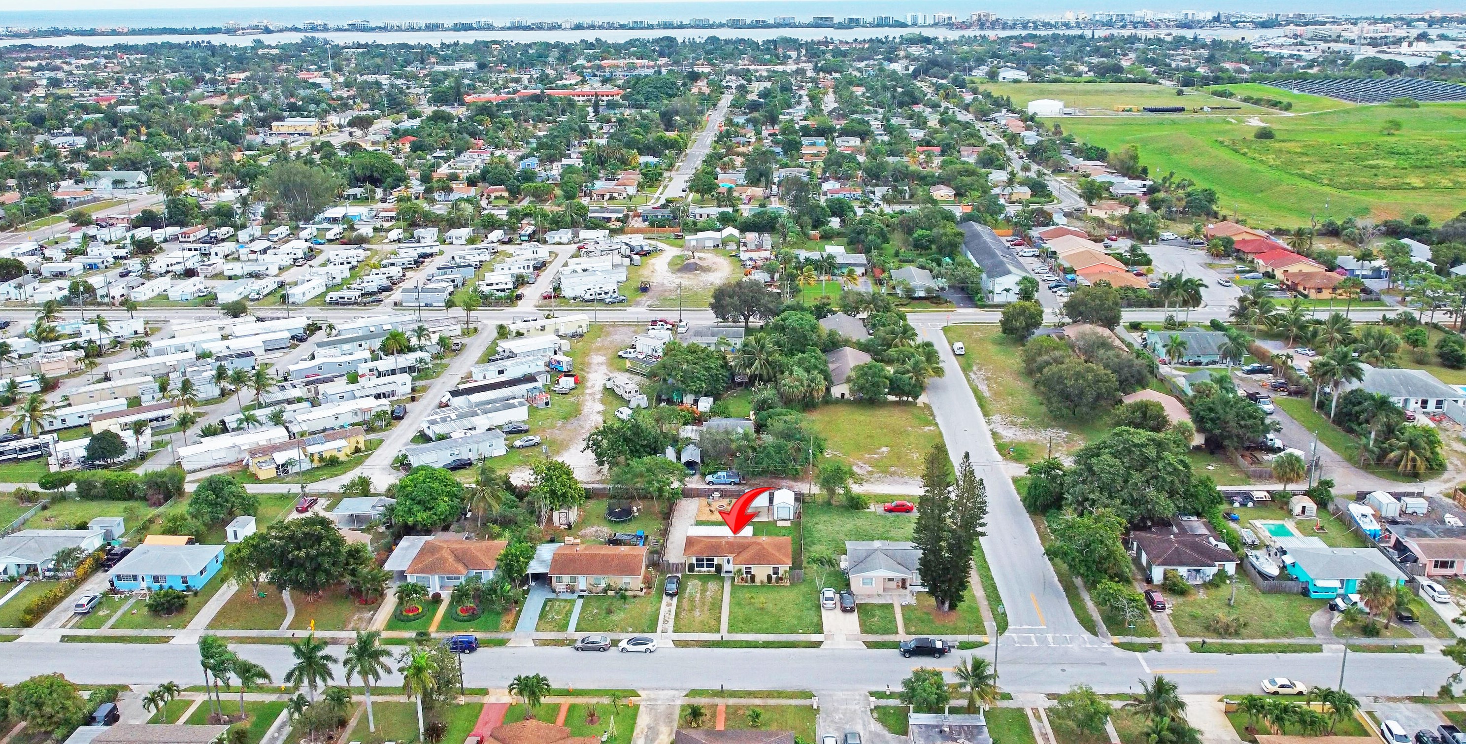 1322 Tropical Dr, Lake Worth FL 33460-5345 exterior