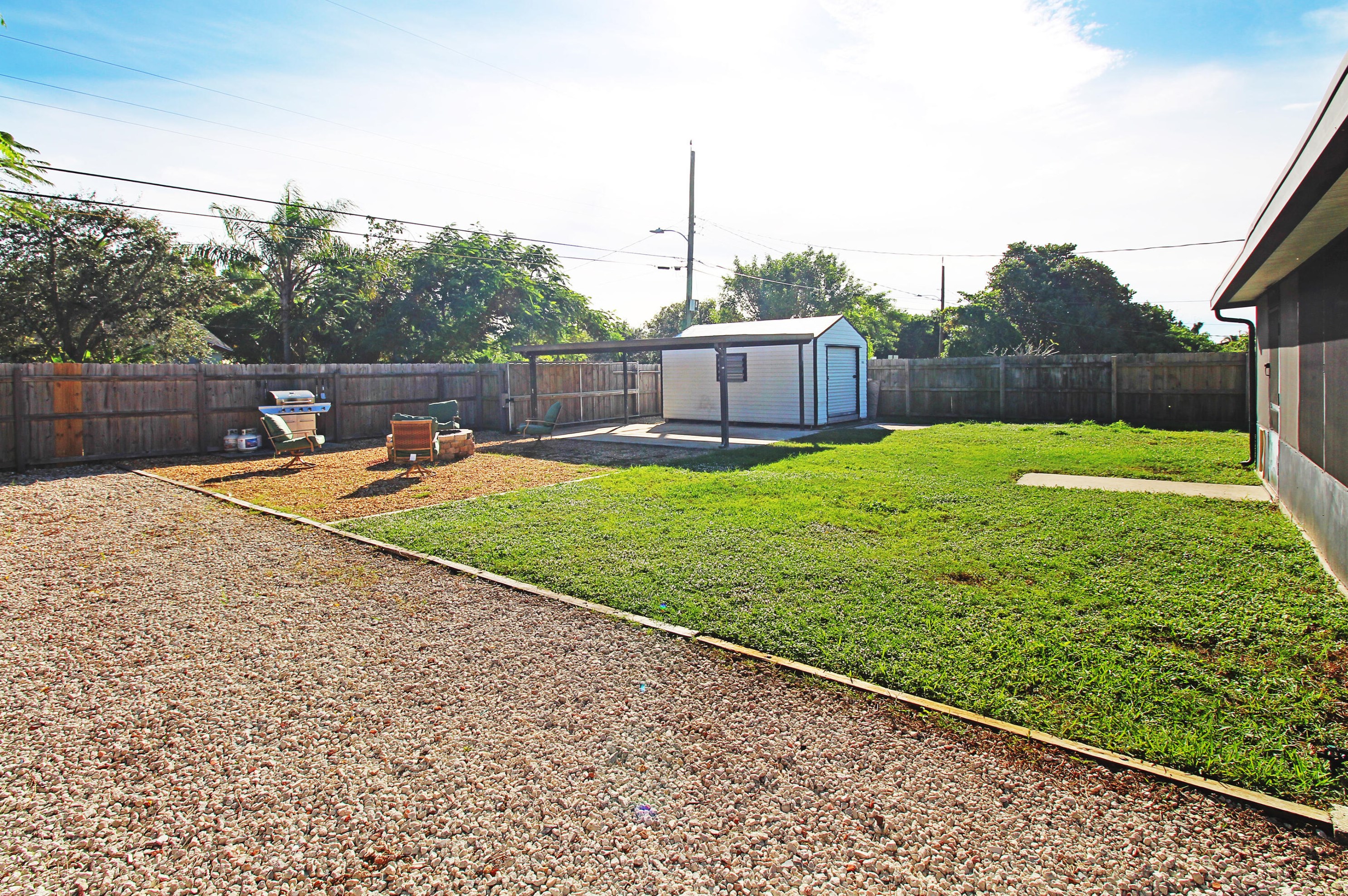 1322 Tropical Dr, Lake Worth FL 33460-5345 exterior