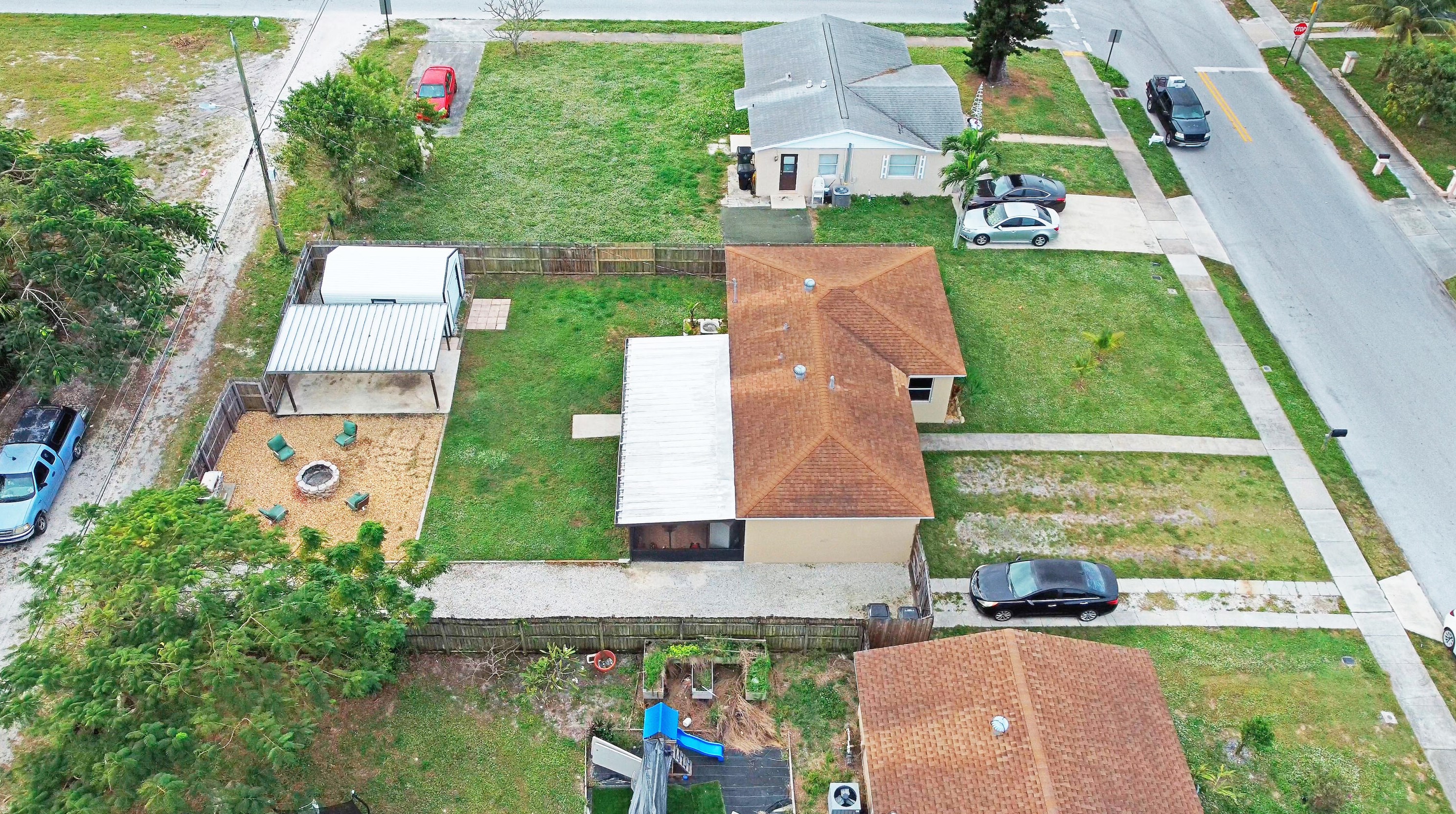 1322 Tropical Dr, Lake Worth FL 33460-5345 exterior