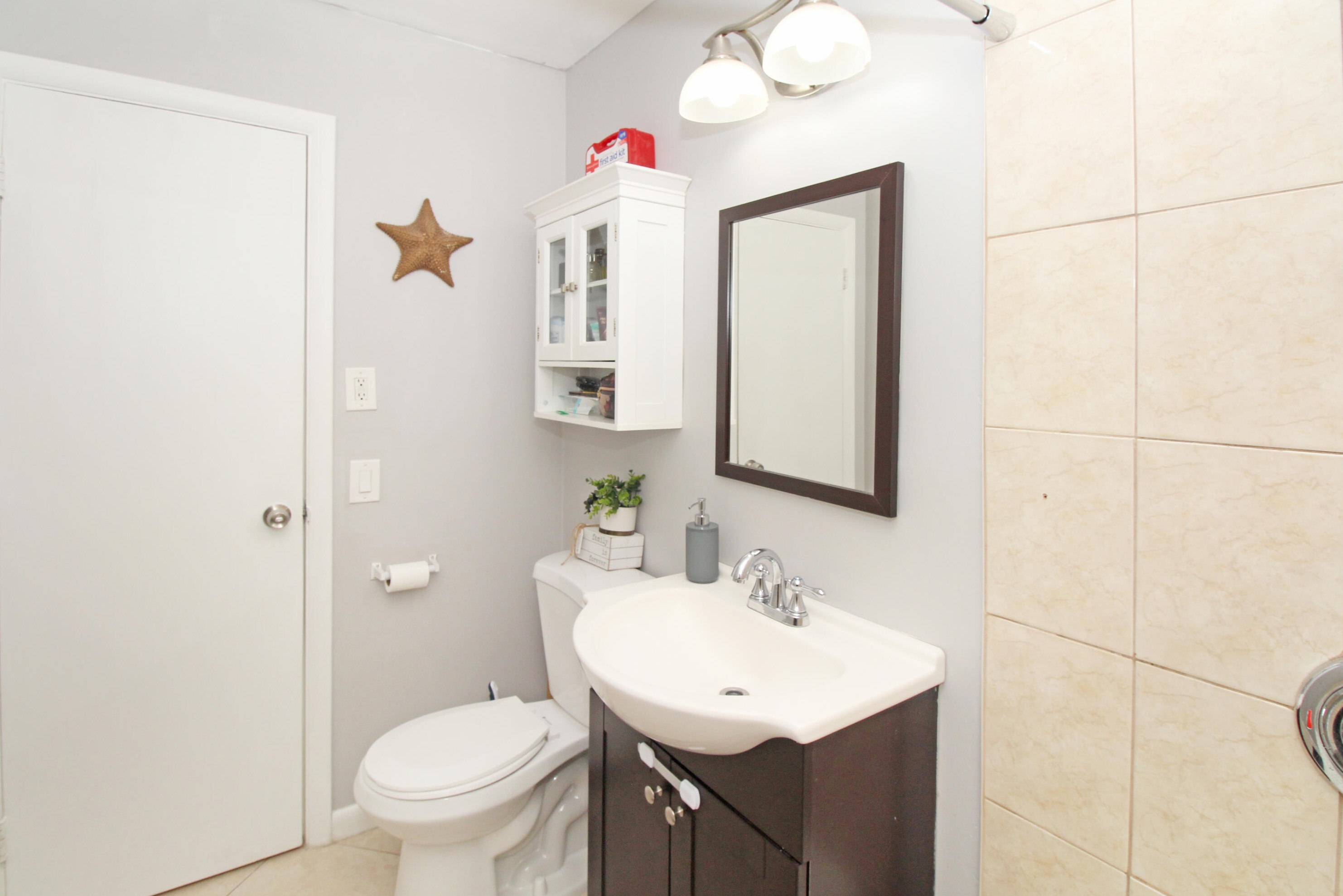 1322 Tropical Dr, Lake Worth FL 33460-5345 exterior