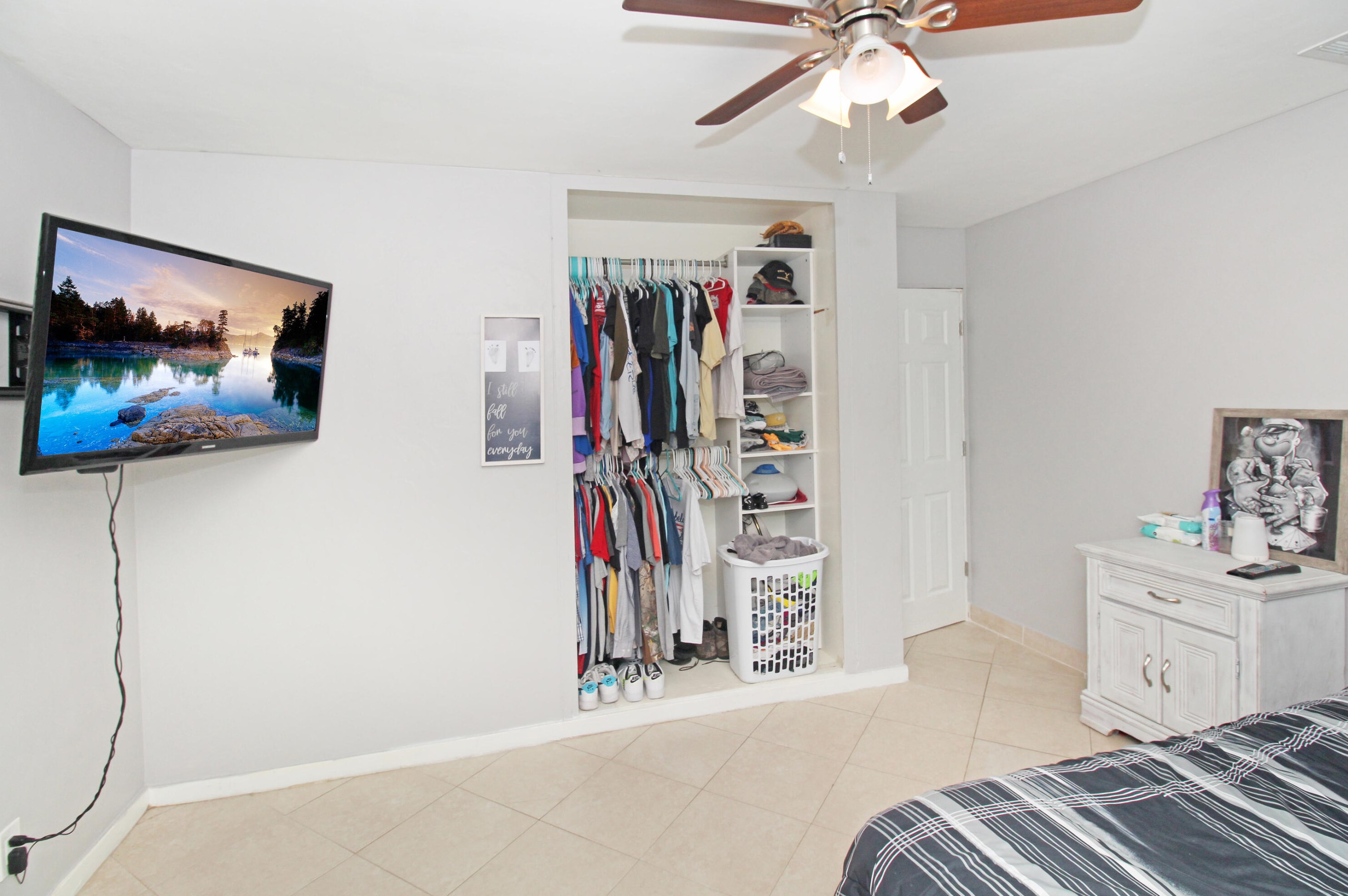 1322 Tropical Dr, Lake Worth FL 33460-5345 exterior