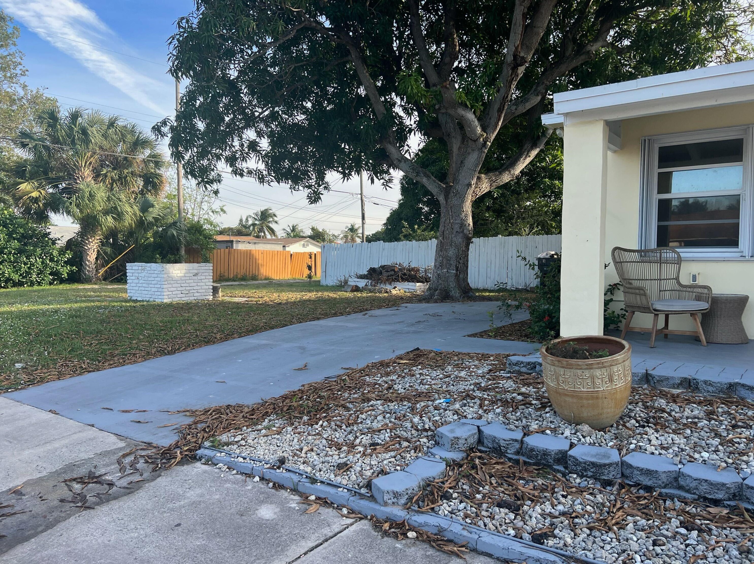 1202 S M St, Lake Worth, FL 33460