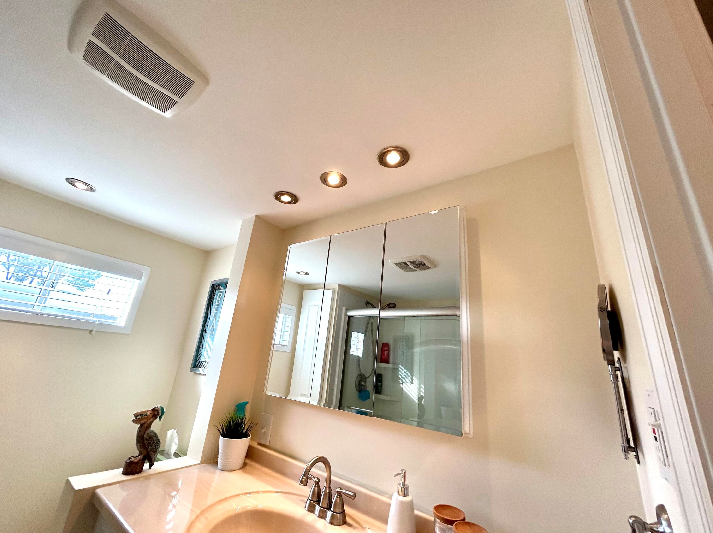 10008 Granada Bay, Boynton Beach FL  33436-2222 exterior