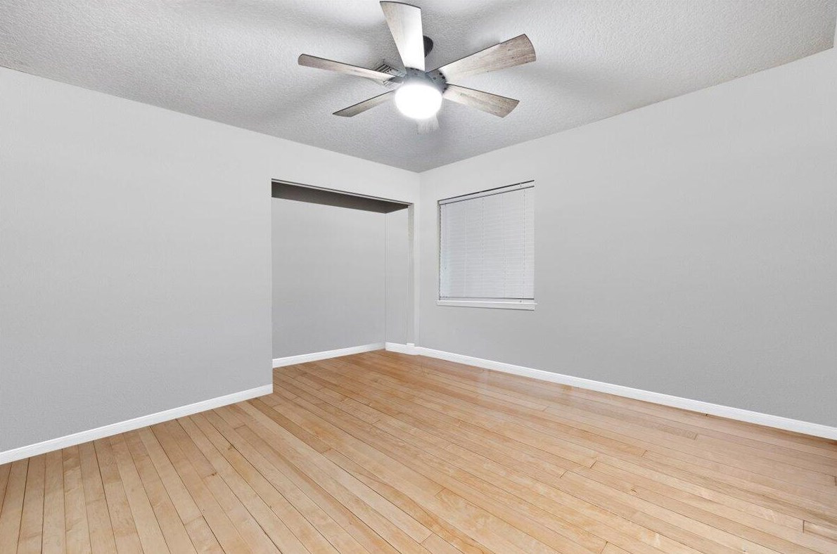 8377 Bonita Isle Dr, Lake Worth FL  33467-5528 exterior