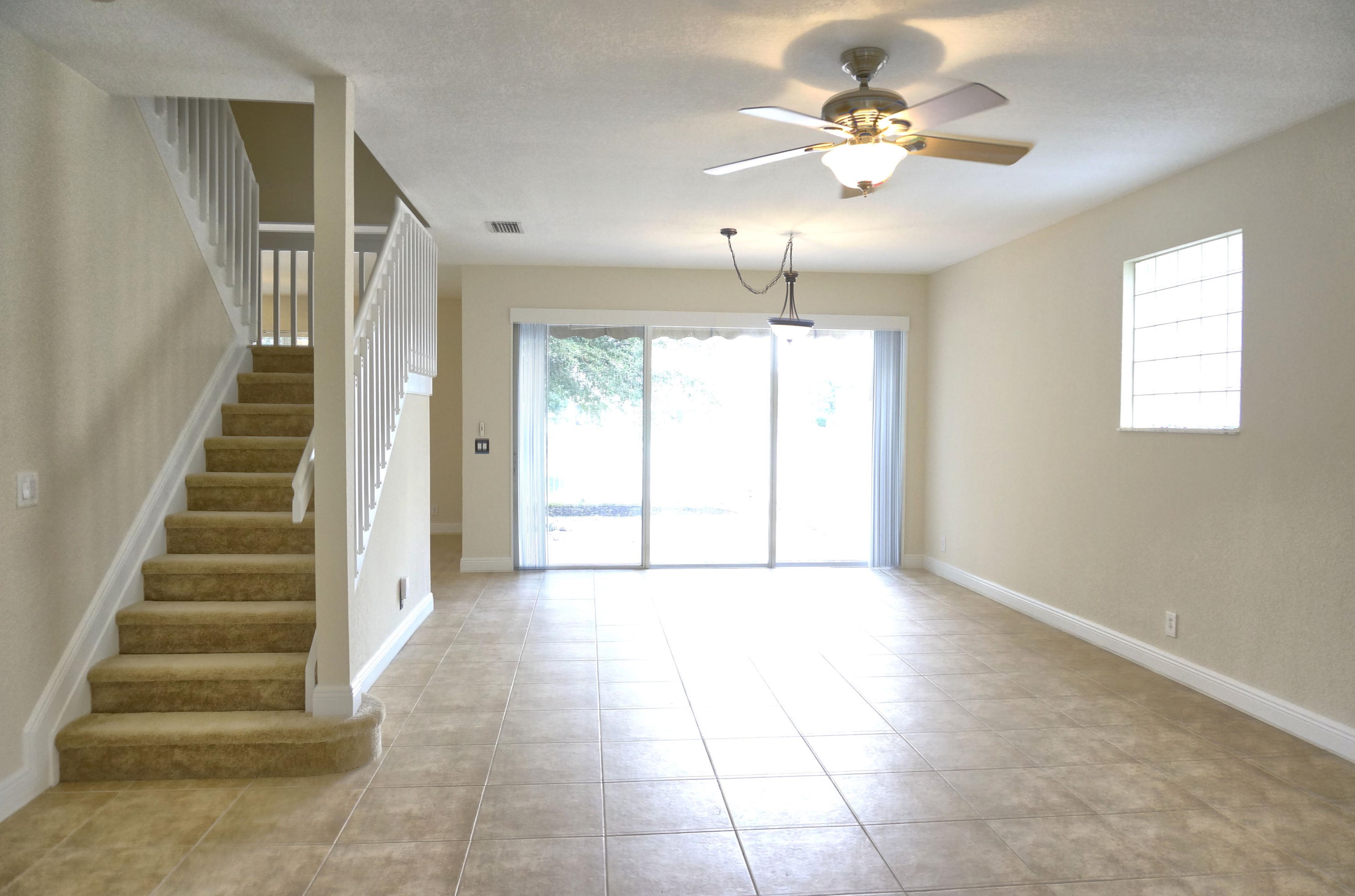 139 Canterbury Pl, West Palm Beach, FL 33414