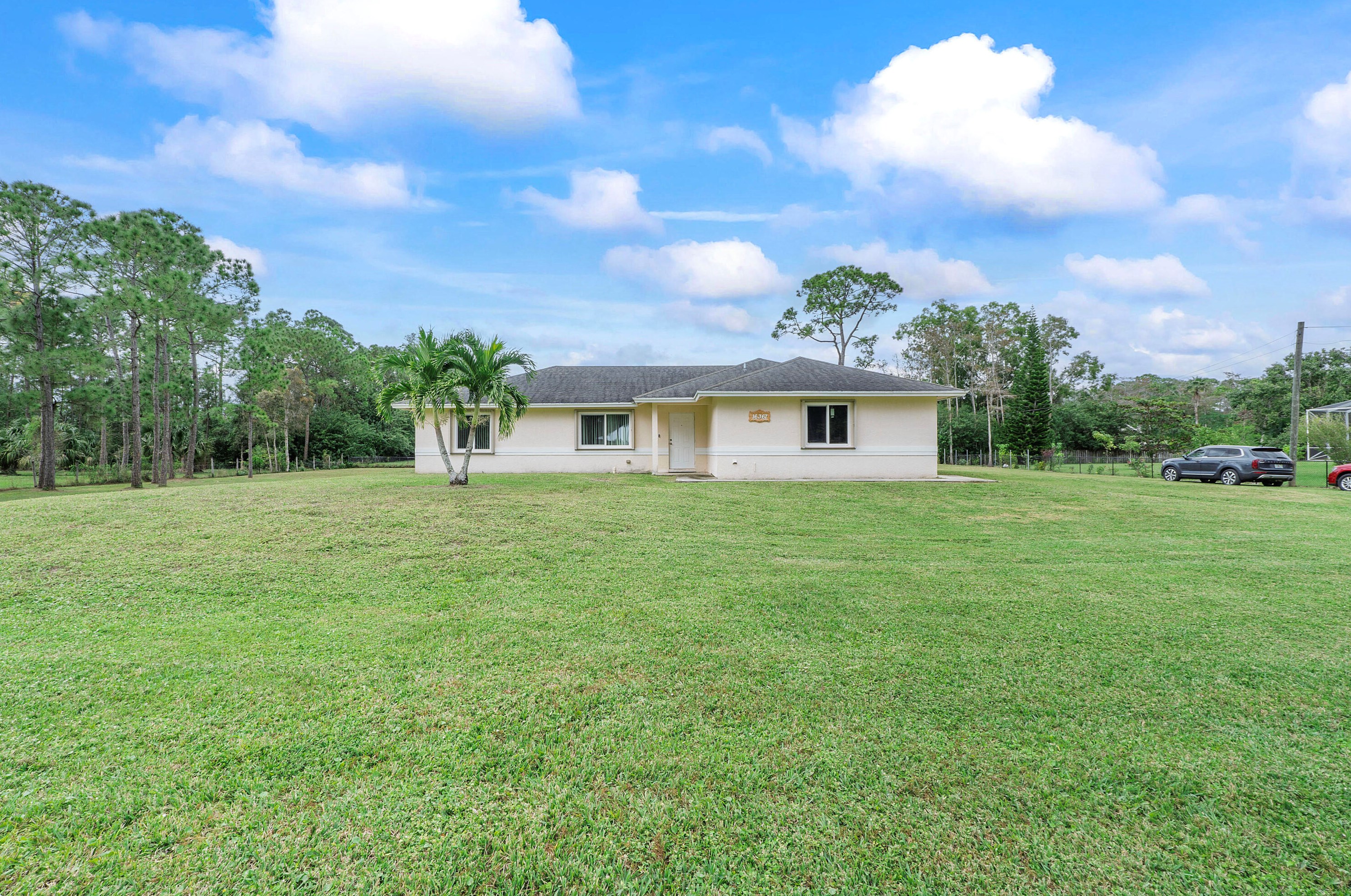 16367 83rd Pl N, Town of Loxahatchee Groves, FL 33470