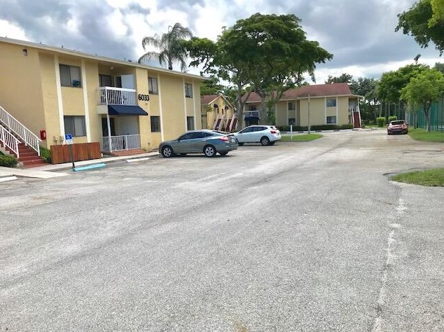 6033 10th Ave N #123, Lake Worth, FL 33463