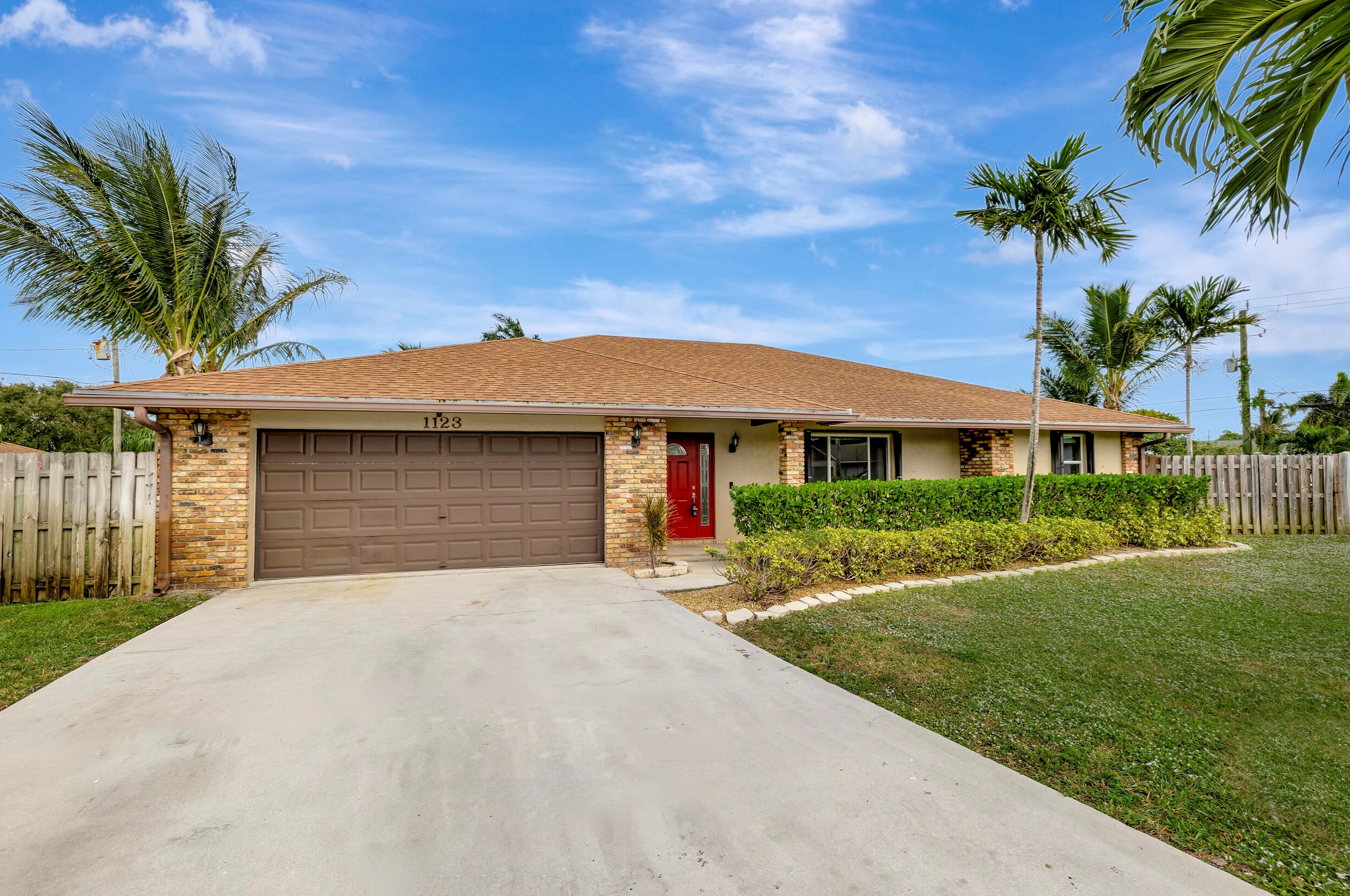 1123 Sea Pines Way, Lake Worth, FL 33462-4246