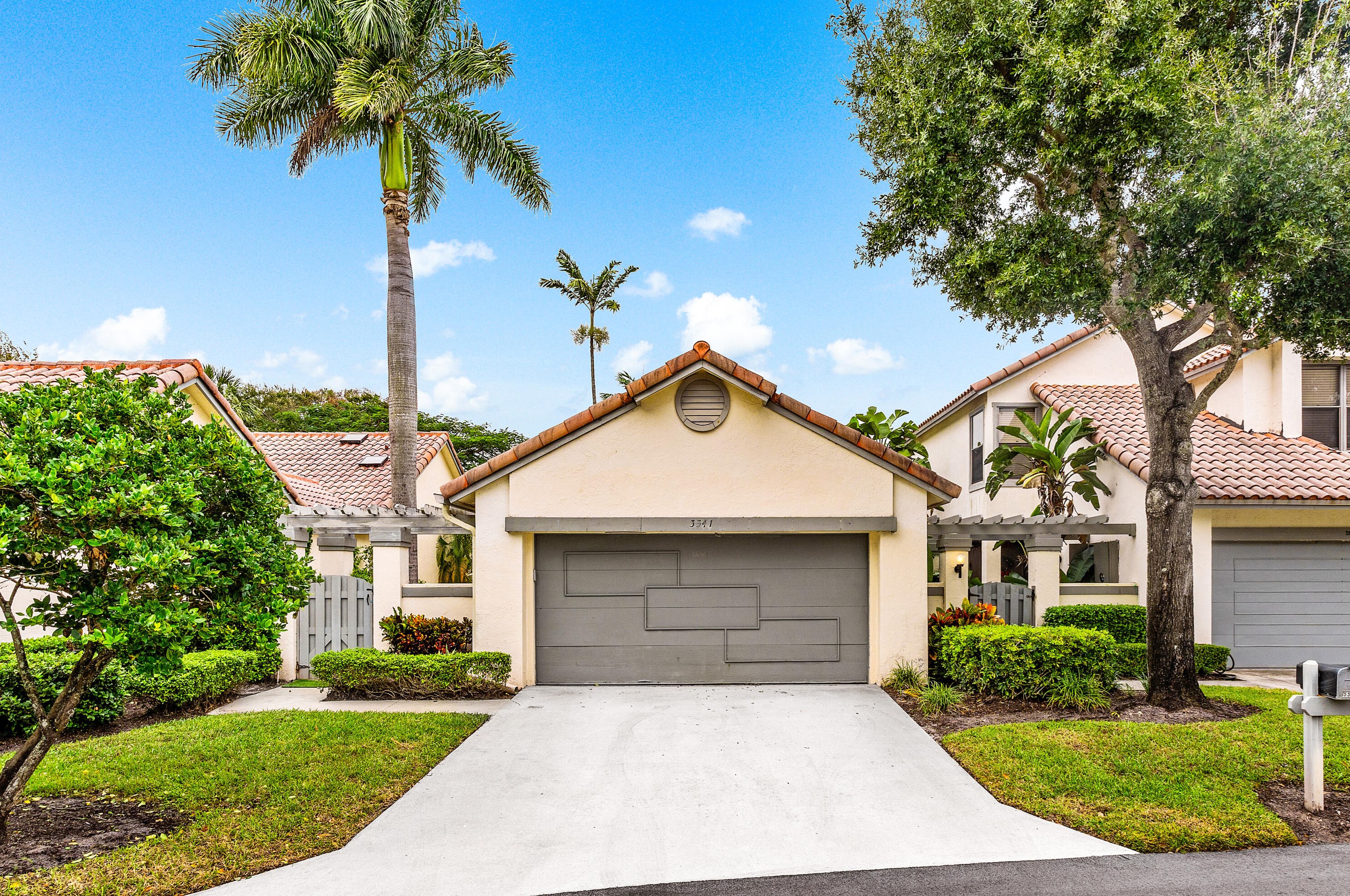 5541 Ilford Ct, Boca Raton, FL 33486-8664