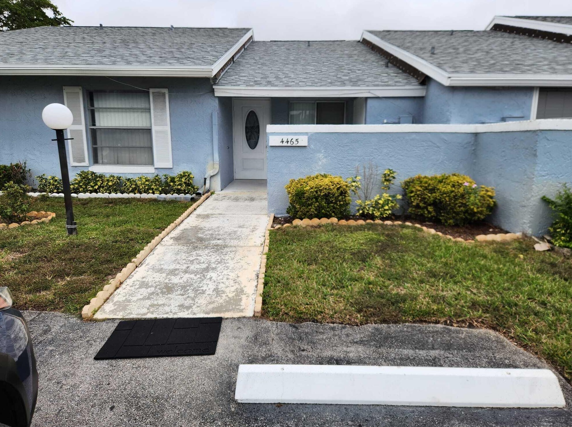 4465 Lucerne Villas Ln, Lake Worth, FL 33467