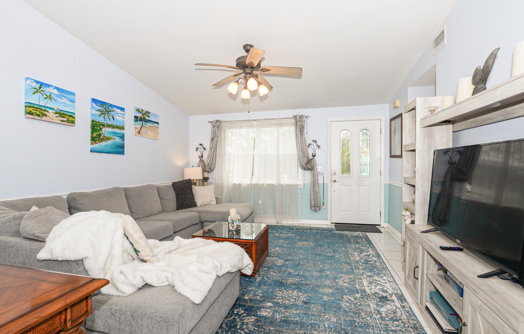 201 Thornhill Dr, Fort Pierce FL  34984-4467 exterior