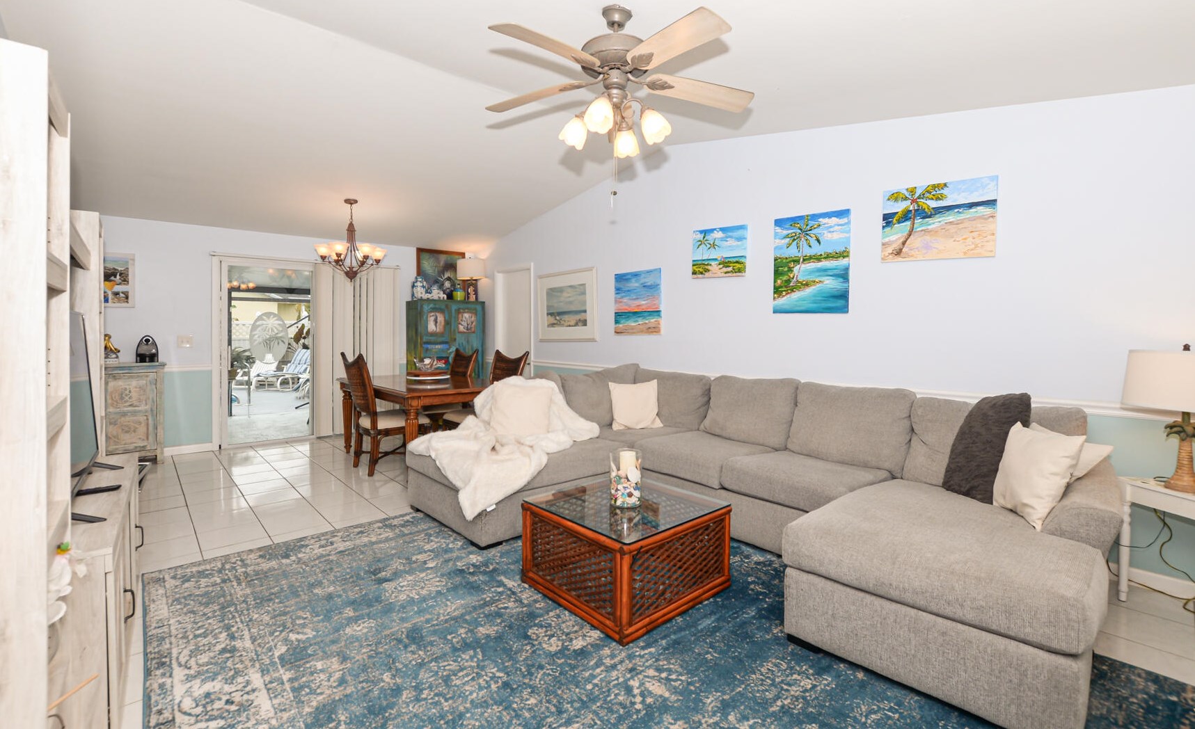 201 Thornhill Dr, Fort Pierce FL  34984-4467 exterior