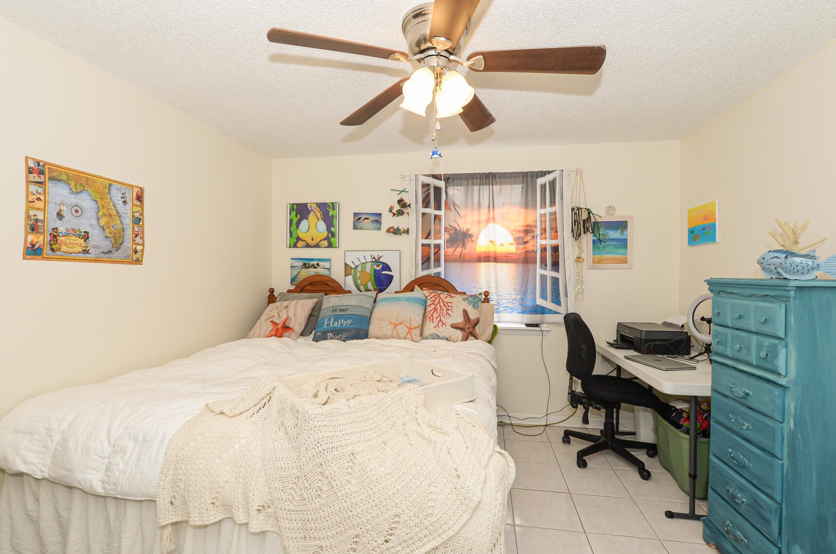 201 Thornhill Dr, Fort Pierce FL  34984-4467 exterior