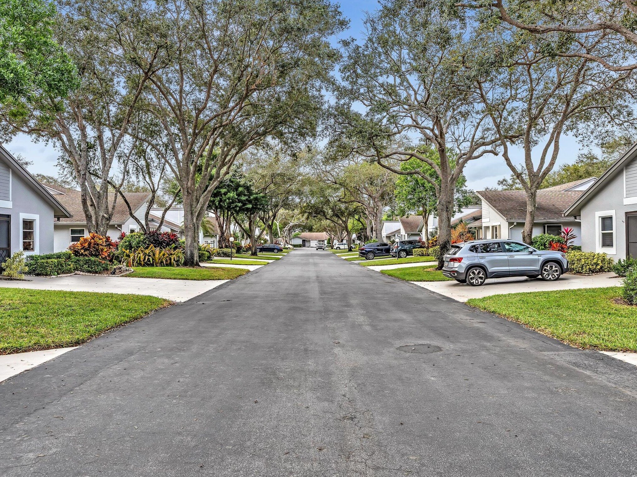 8625 Jasmine Way, Boca Raton FL 33496-5077 exterior