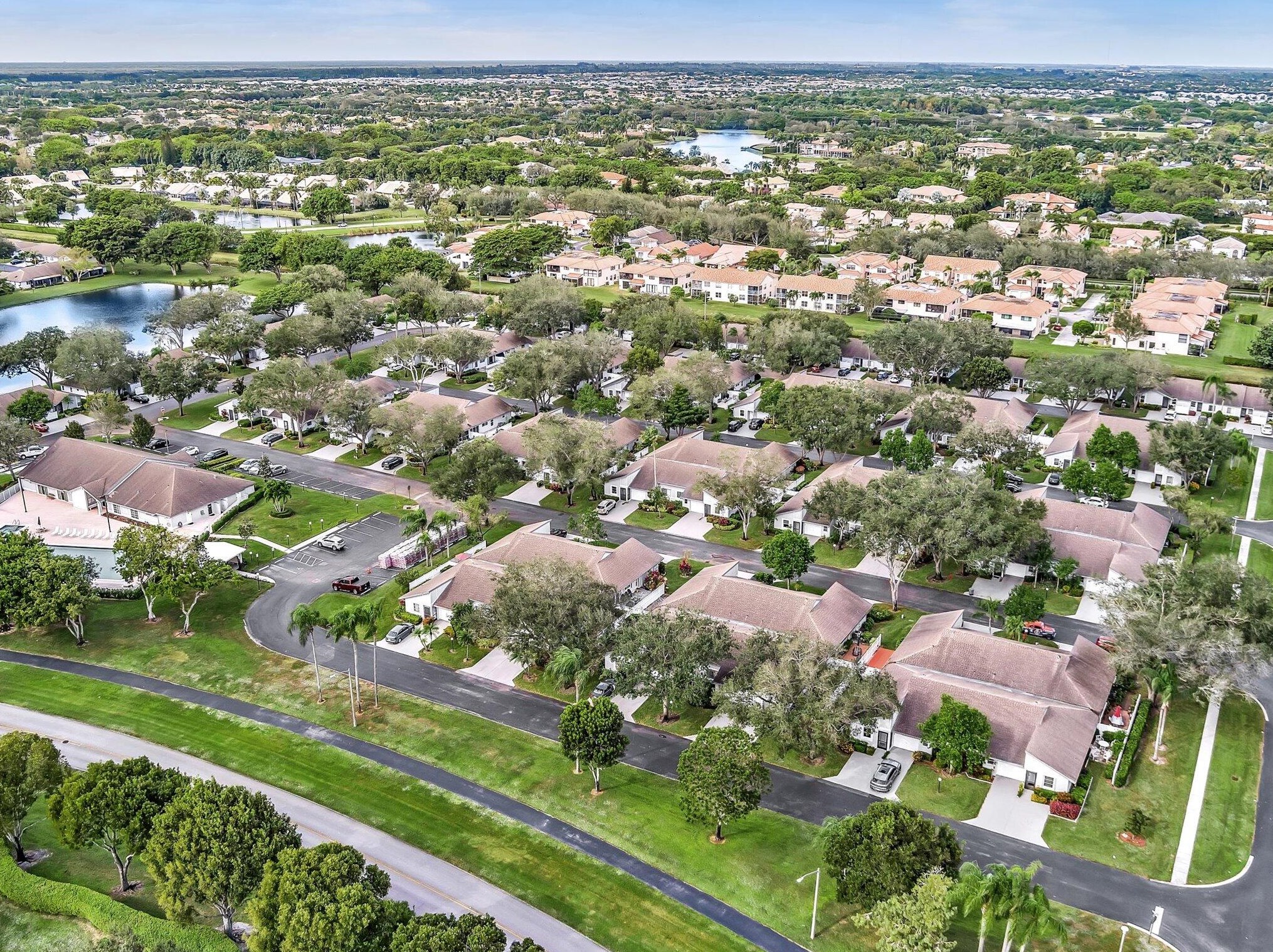 8625 Jasmine Way, Boca Raton FL 33496-5077 exterior