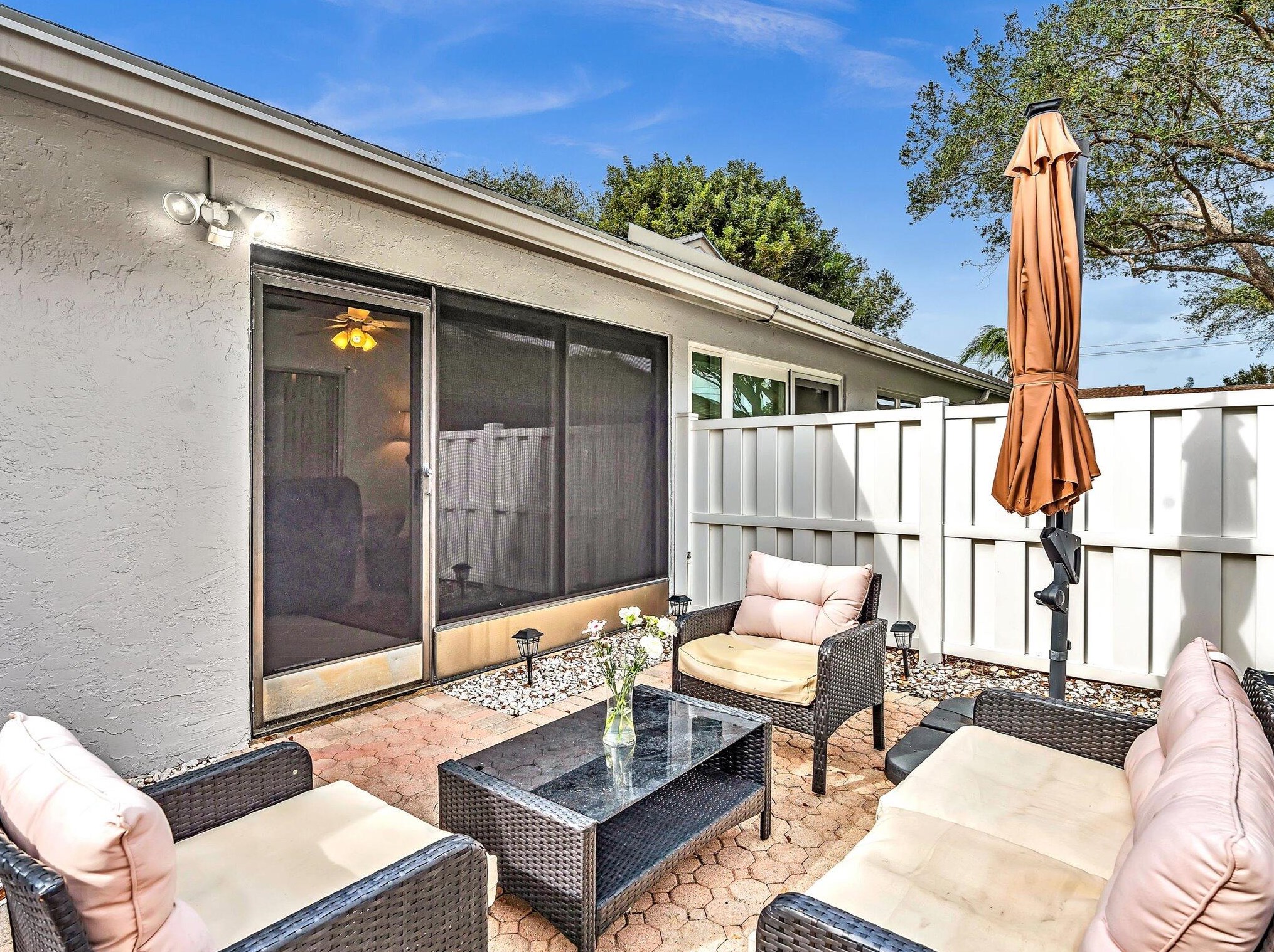 8625 Jasmine Way, Boca Raton FL 33496-5077 exterior