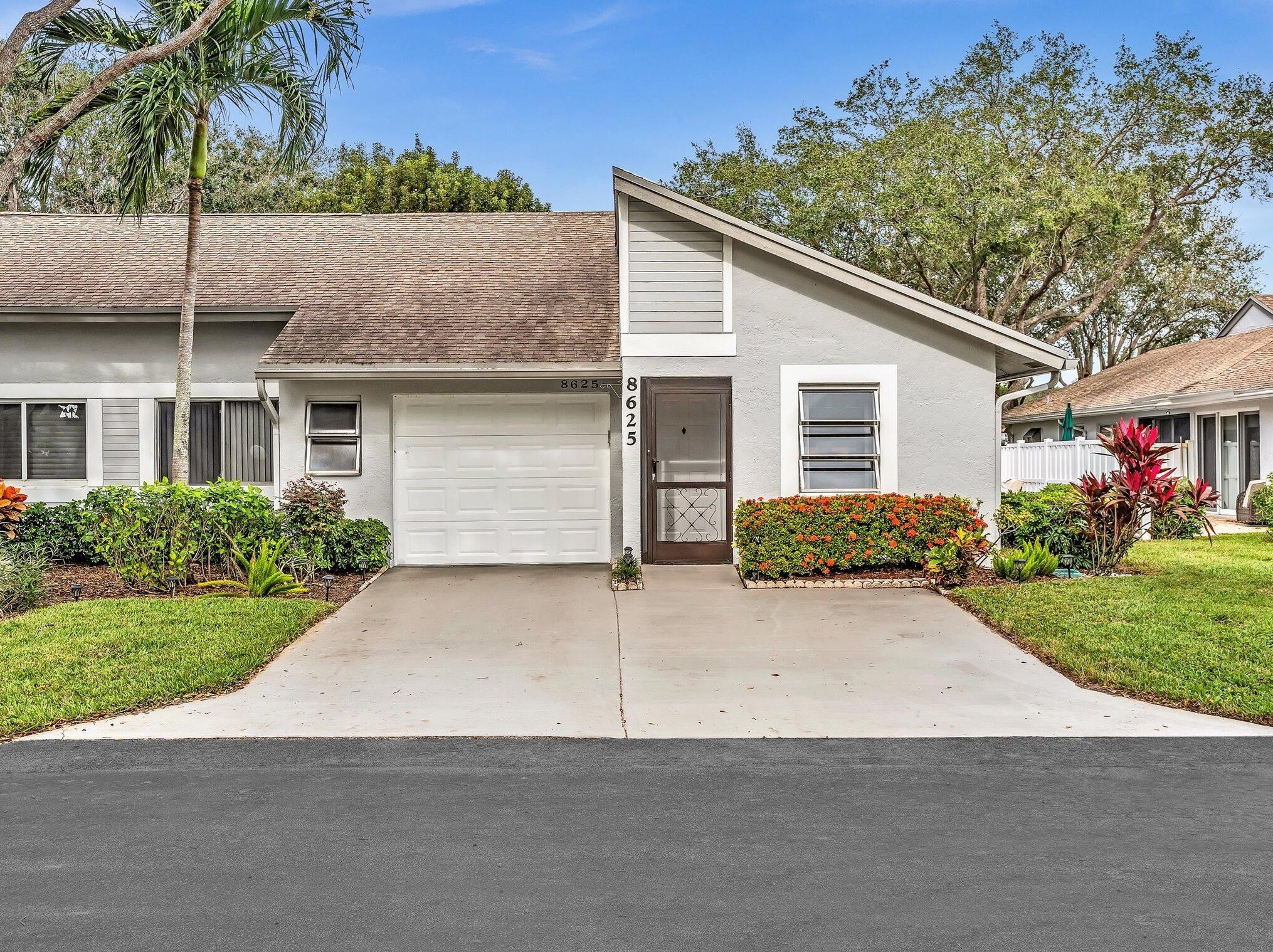 8625 Jasmine Way, Boca Raton FL 33496-5077 exterior