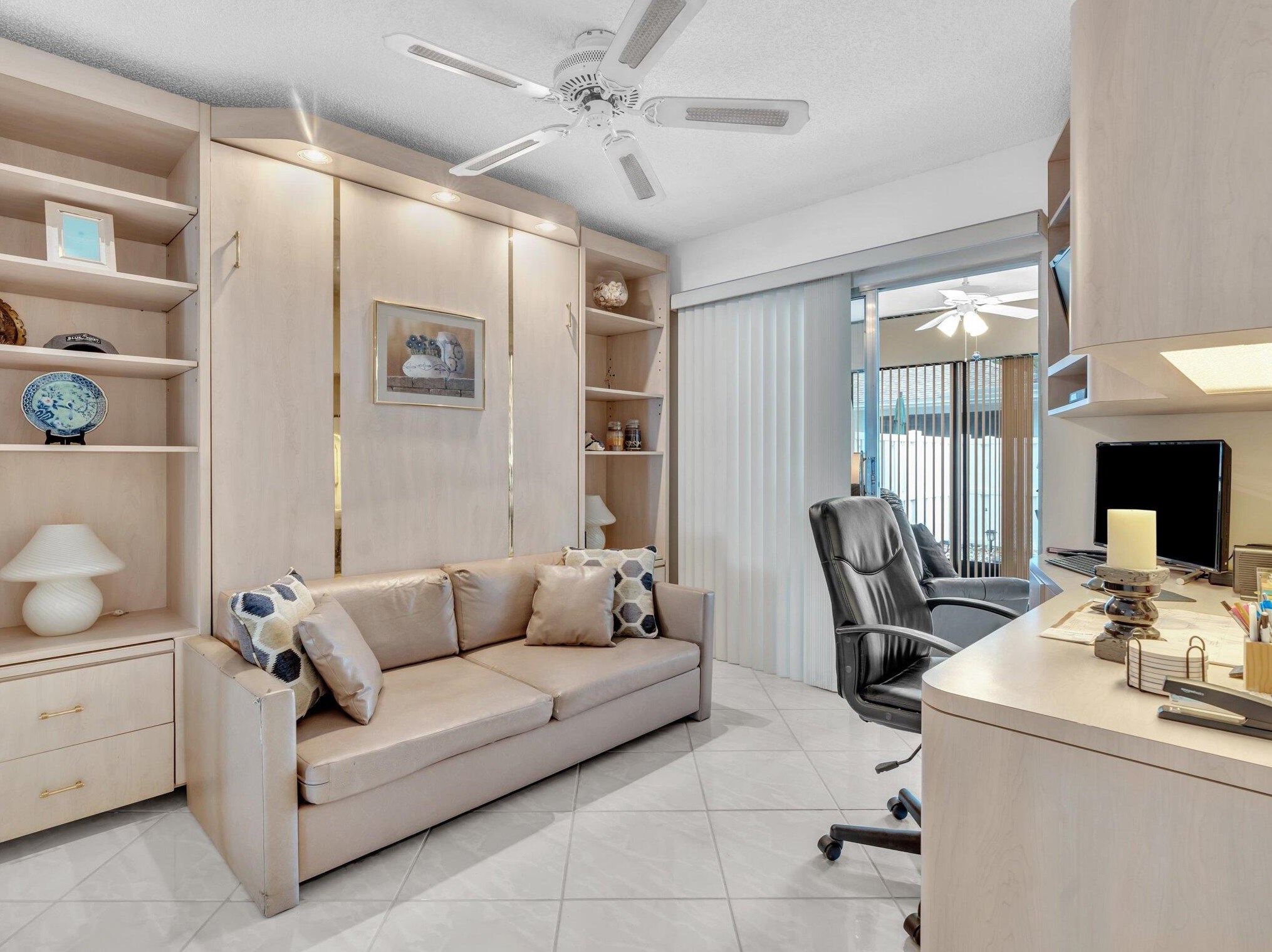 8625 Jasmine Way, Boca Raton FL 33496-5077 exterior