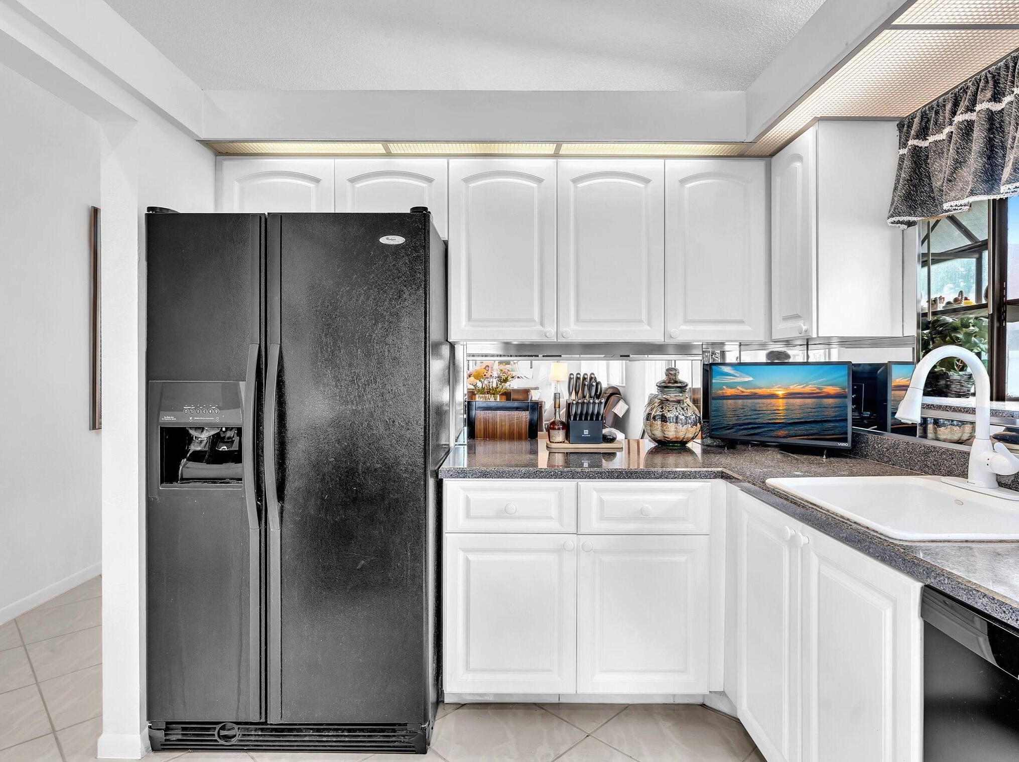 8625 Jasmine Way, Boca Raton FL 33496-5077 exterior