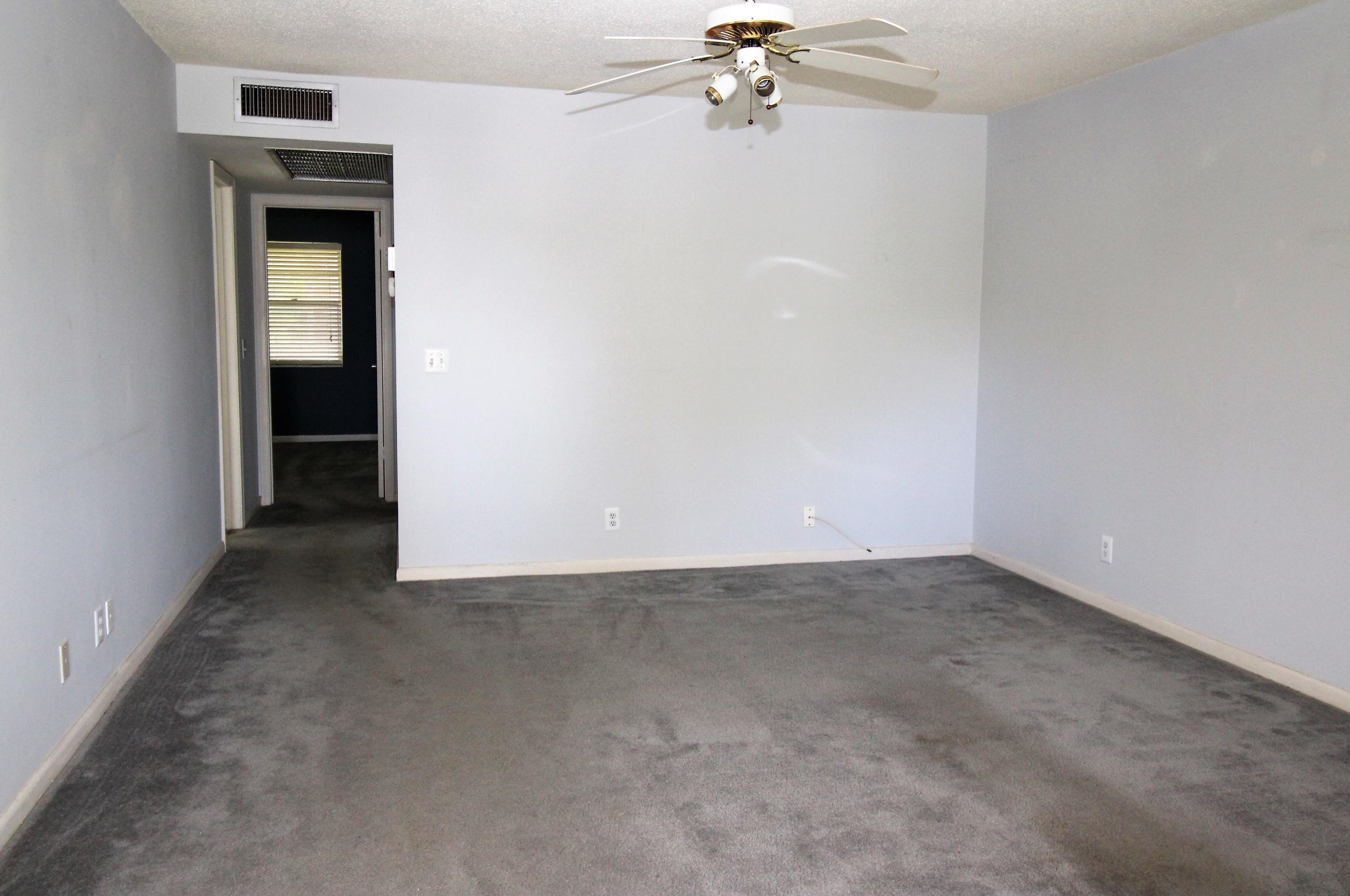 101 Windsor E #101, West Palm Beach, FL 33417