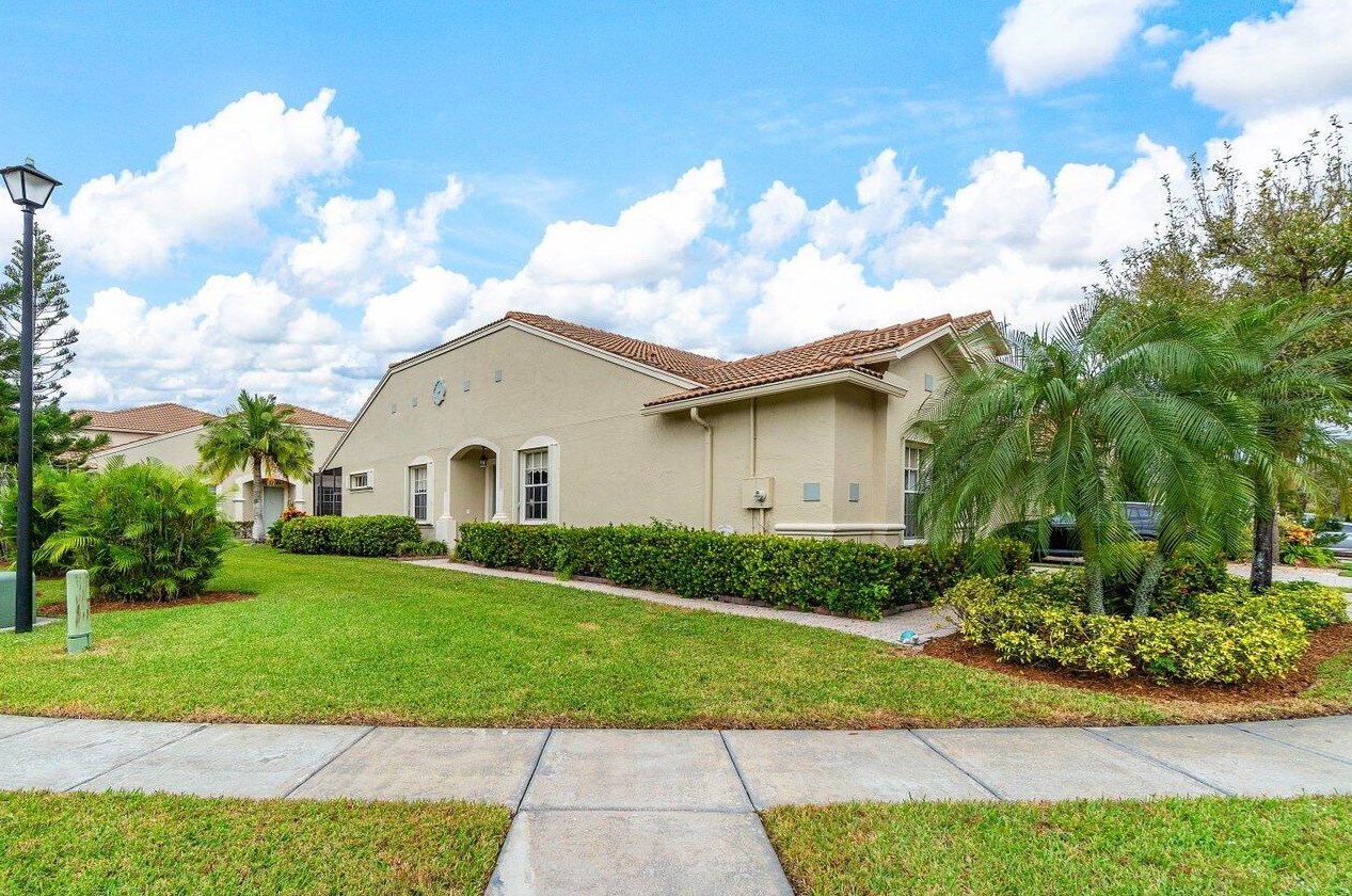 23053 Addison Lakes Cir, Boca Raton, FL 33433-6863