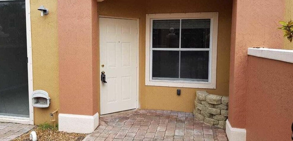 717 Sw 107th Ave #2203, Hollywood, FL