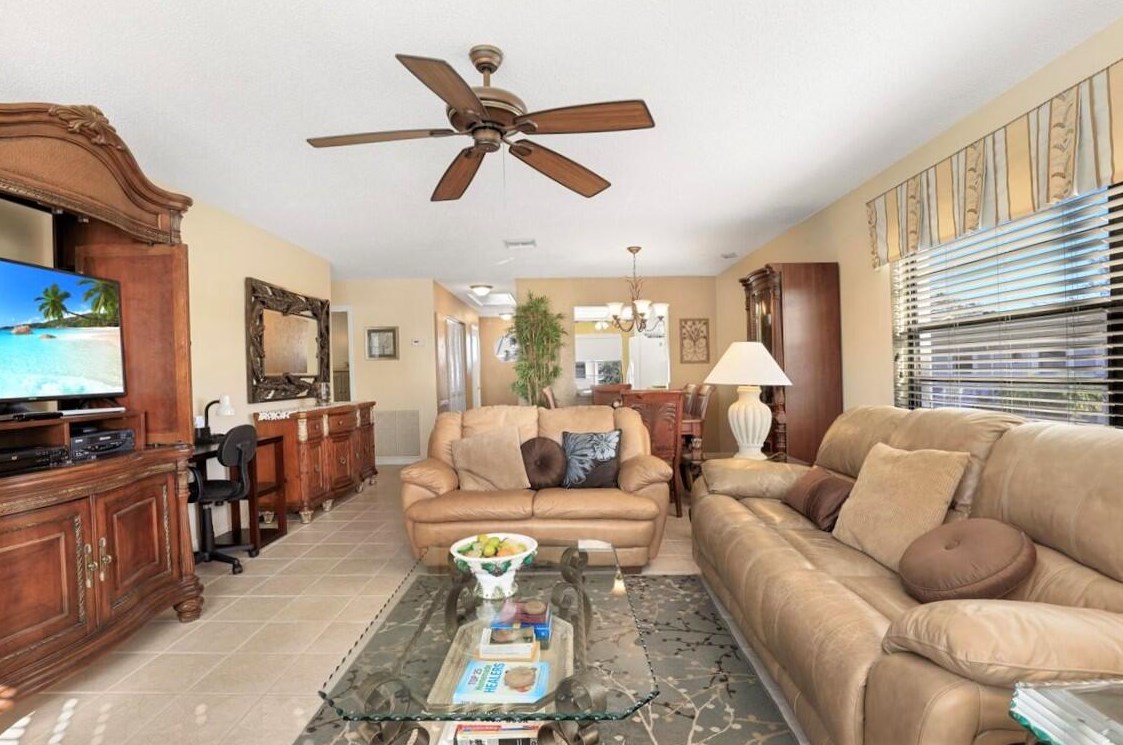 1801 Indian River Blvd #c-5, Vero Beach, FL 32960