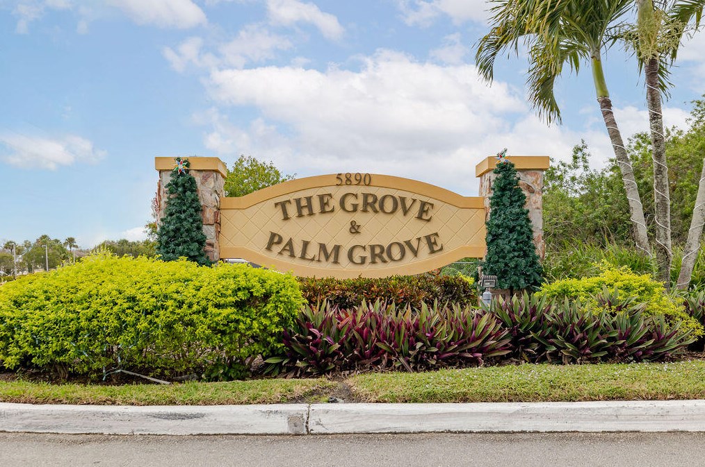 5669 Travelers Way, Fort Pierce, FL 34982