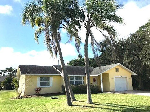2722 Se Worrell Ave, Fort Pierce, FL 34952