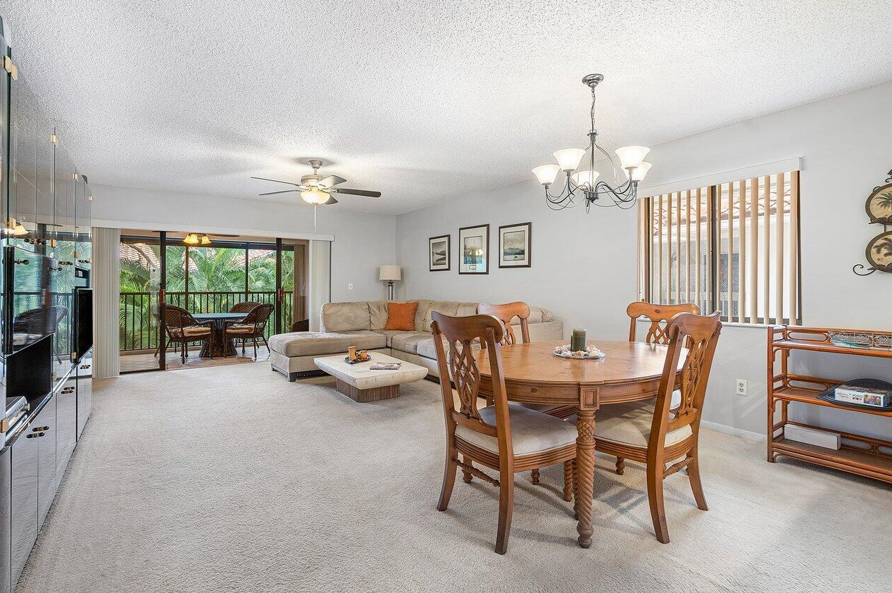 40 Pelican Pointe Dr #2040, Delray Beach, FL 33483