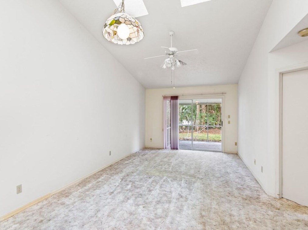 1836 Sixty Oaks Ln, Vero Beach, FL 32966