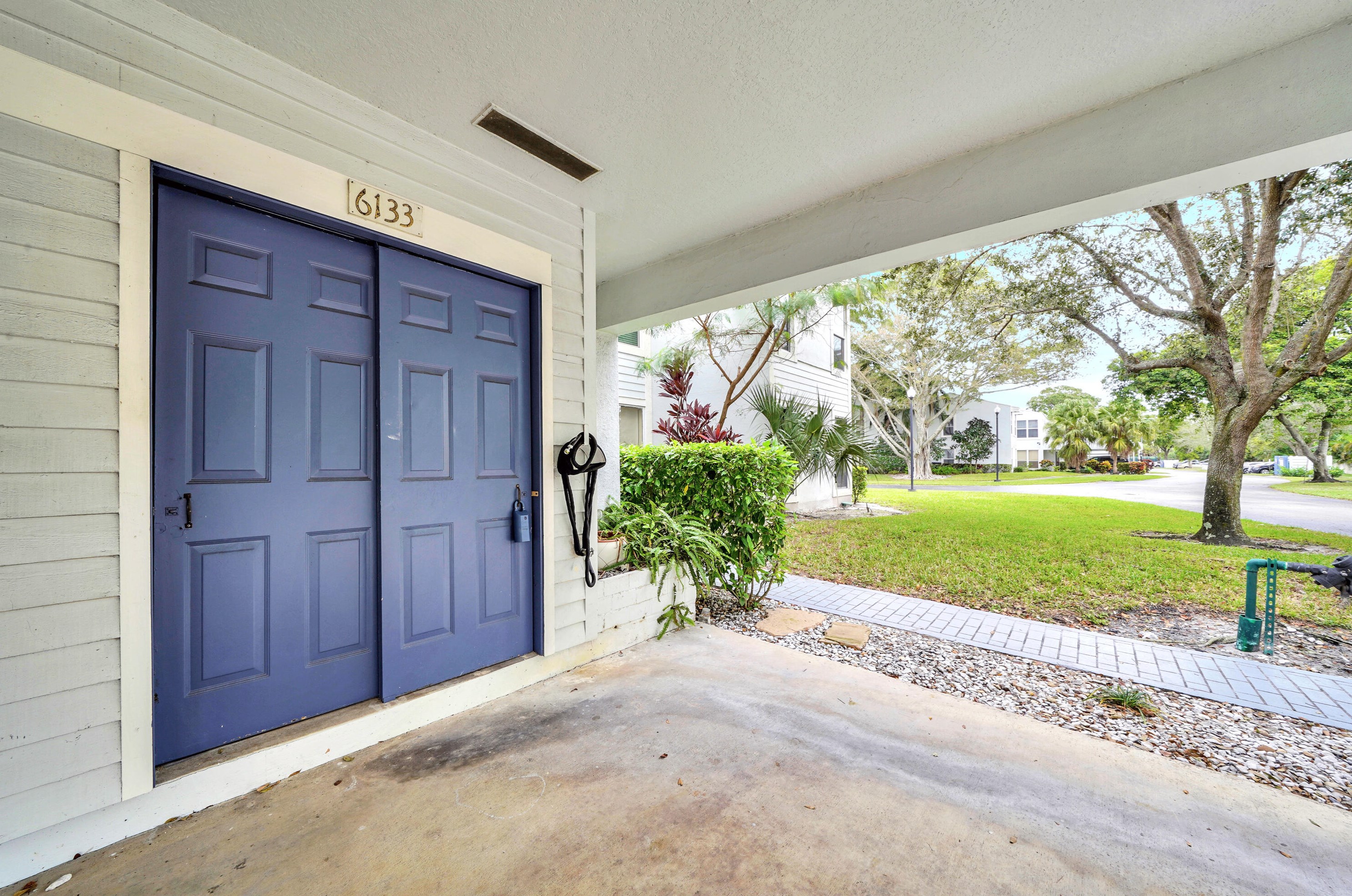 6133 Old Court Rd, Boca Raton, FL 33433-7826