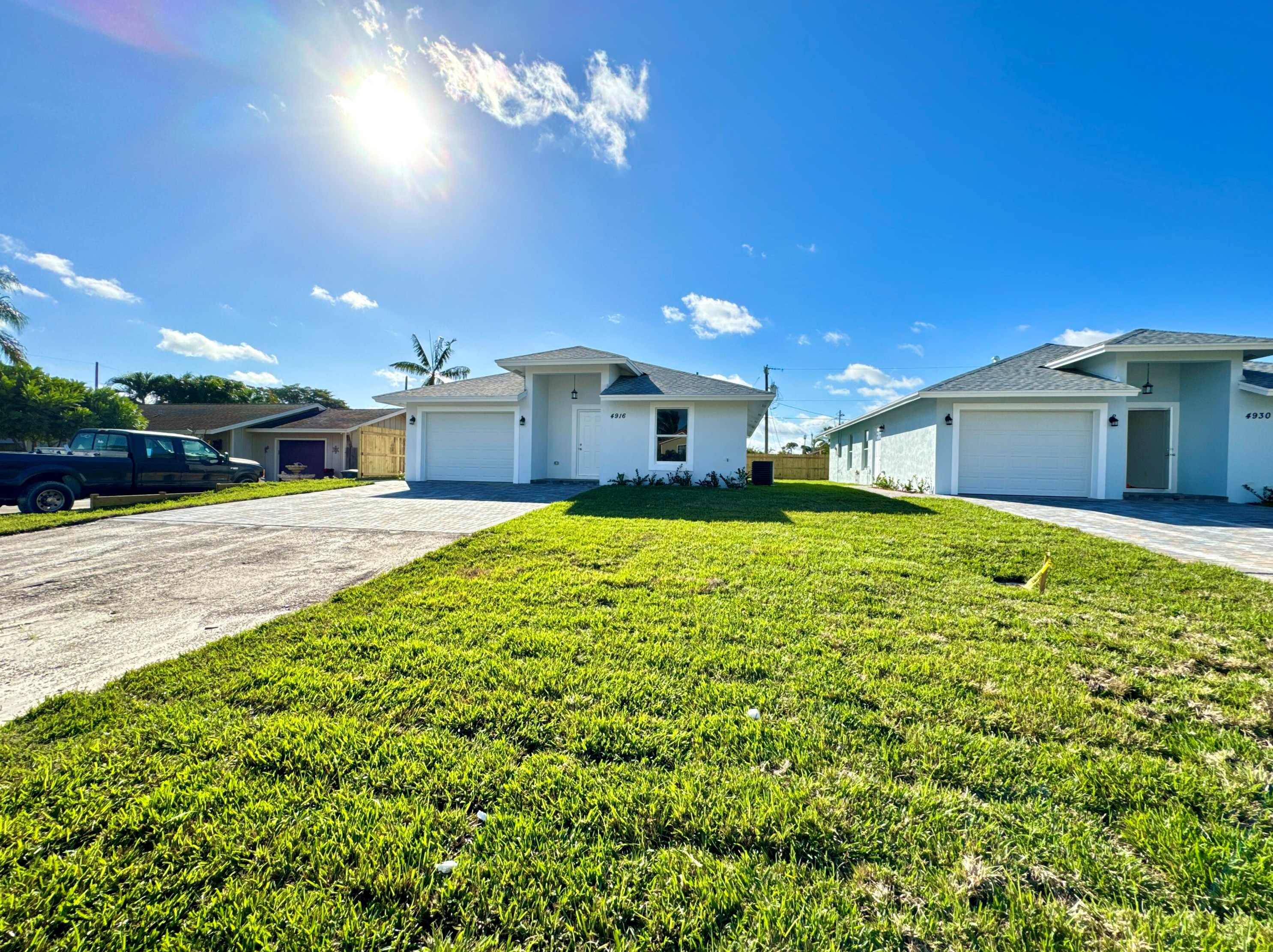 4916 Biscayne Dr, Lake Worth, FL 33463-3404