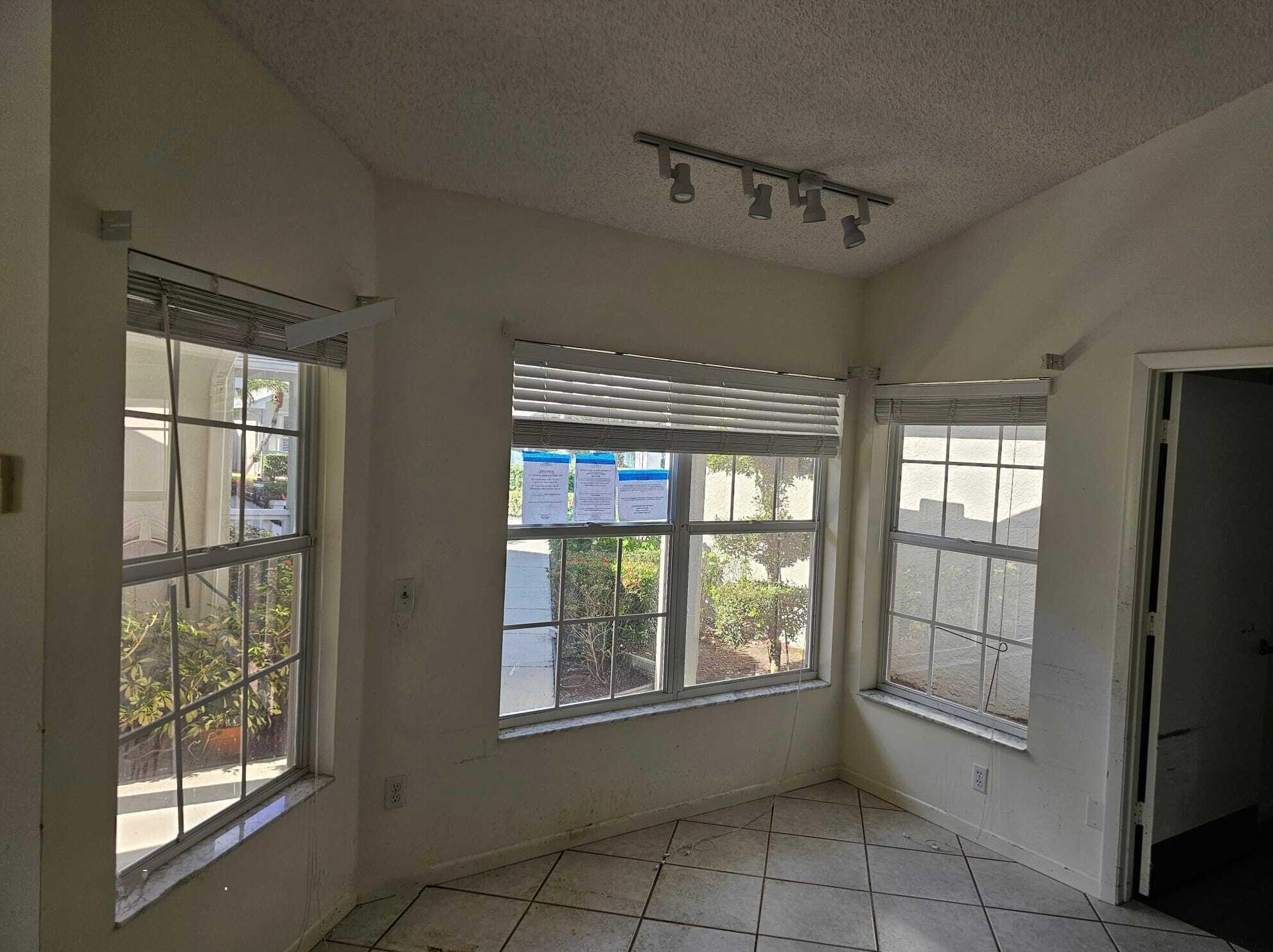 1158 Lombardy Dr, Fort Pierce FL  34986-2181 exterior