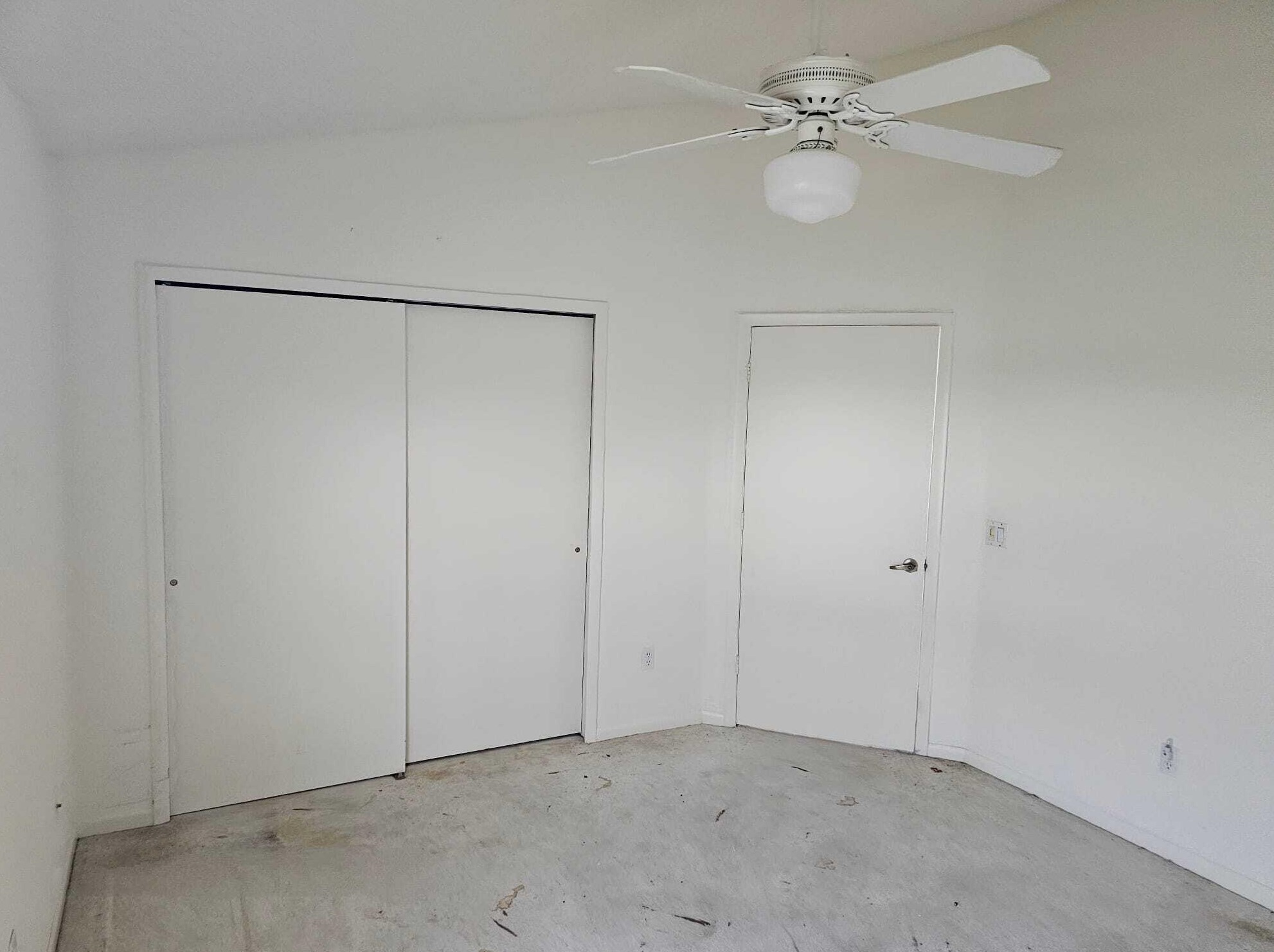 1158 Lombardy Dr, Fort Pierce FL  34986-2181 exterior