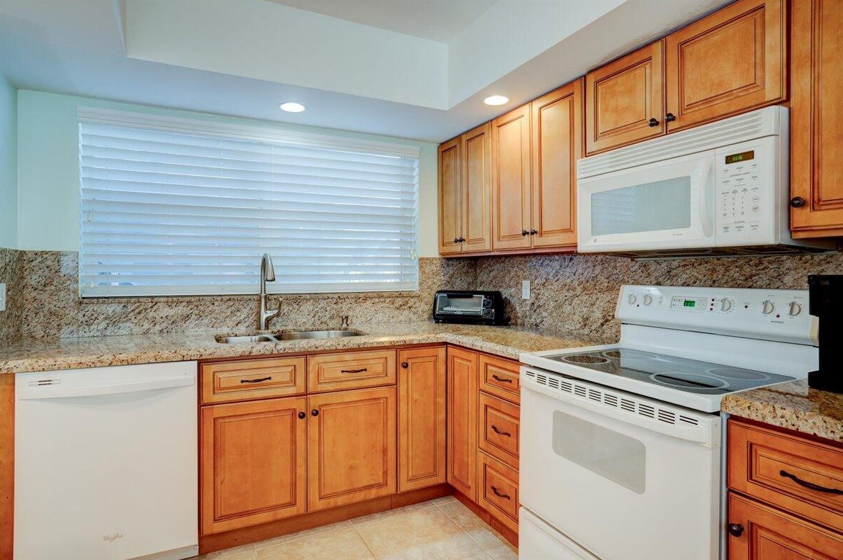 2014 S Federal Hwy #b101, Boynton Beach, FL 33435