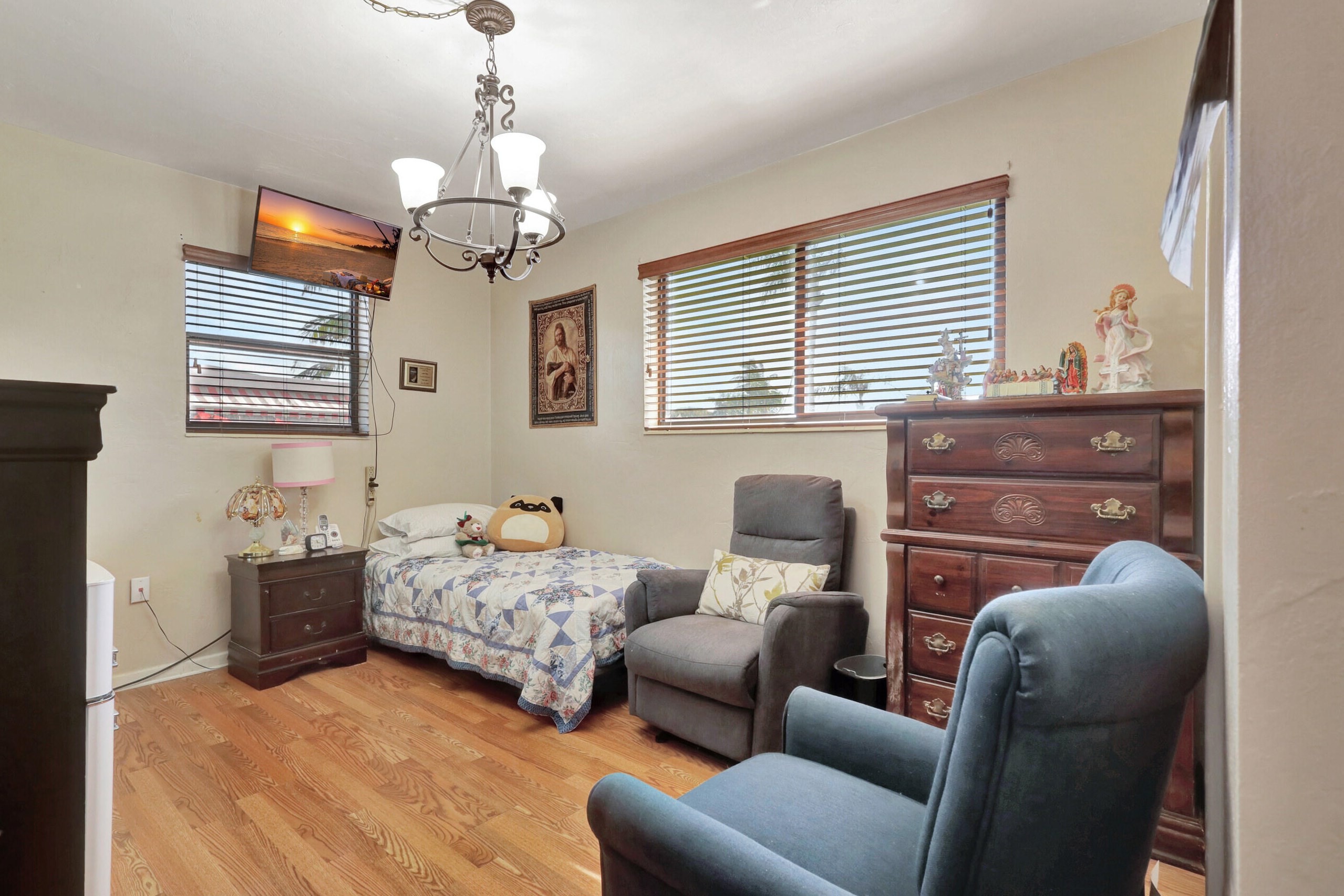 324 Lake Rd, Lake Worth FL  33461-1810 exterior