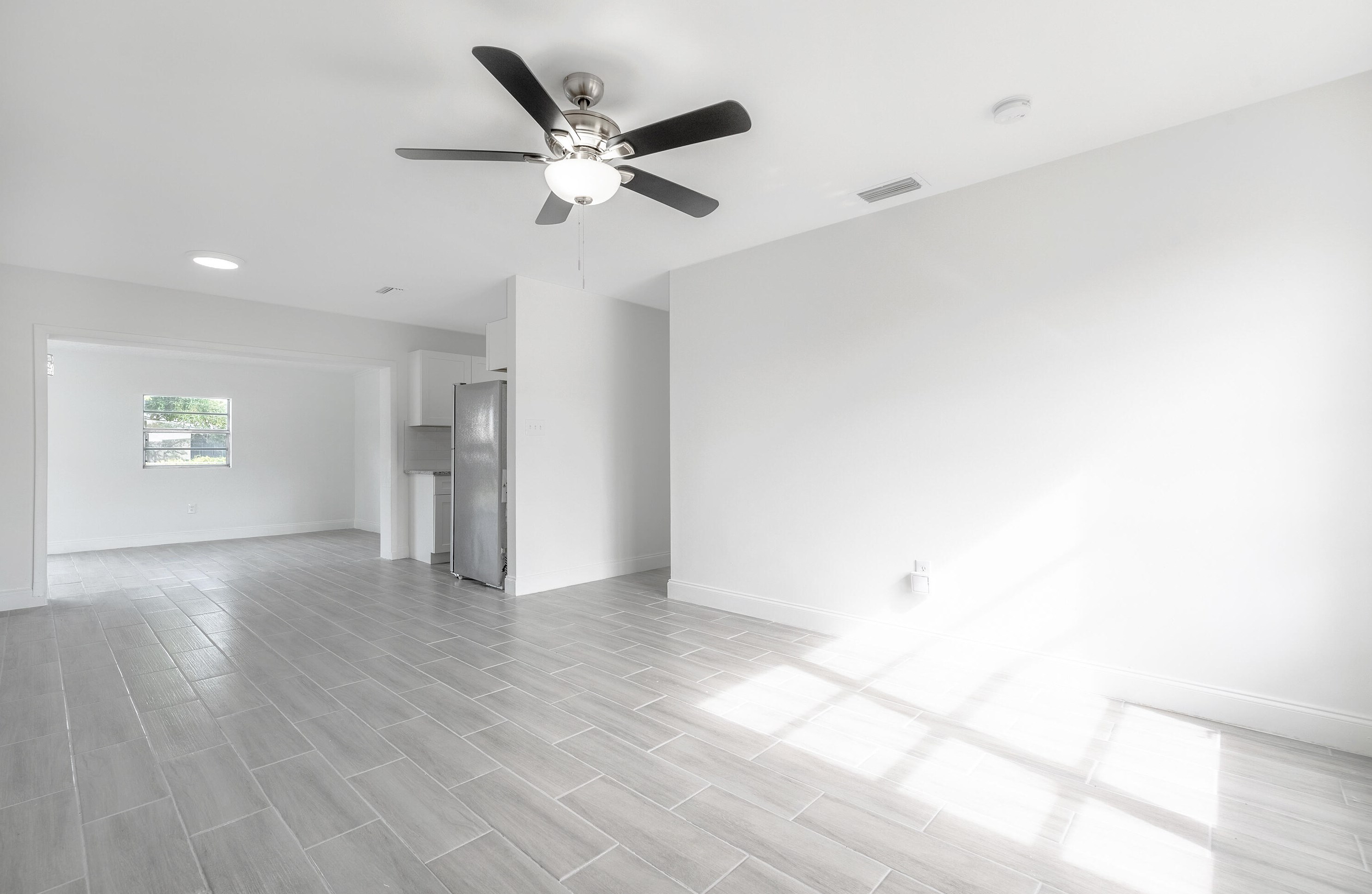 421 Alverdez Ave, Clewiston, FL 33440-3809
