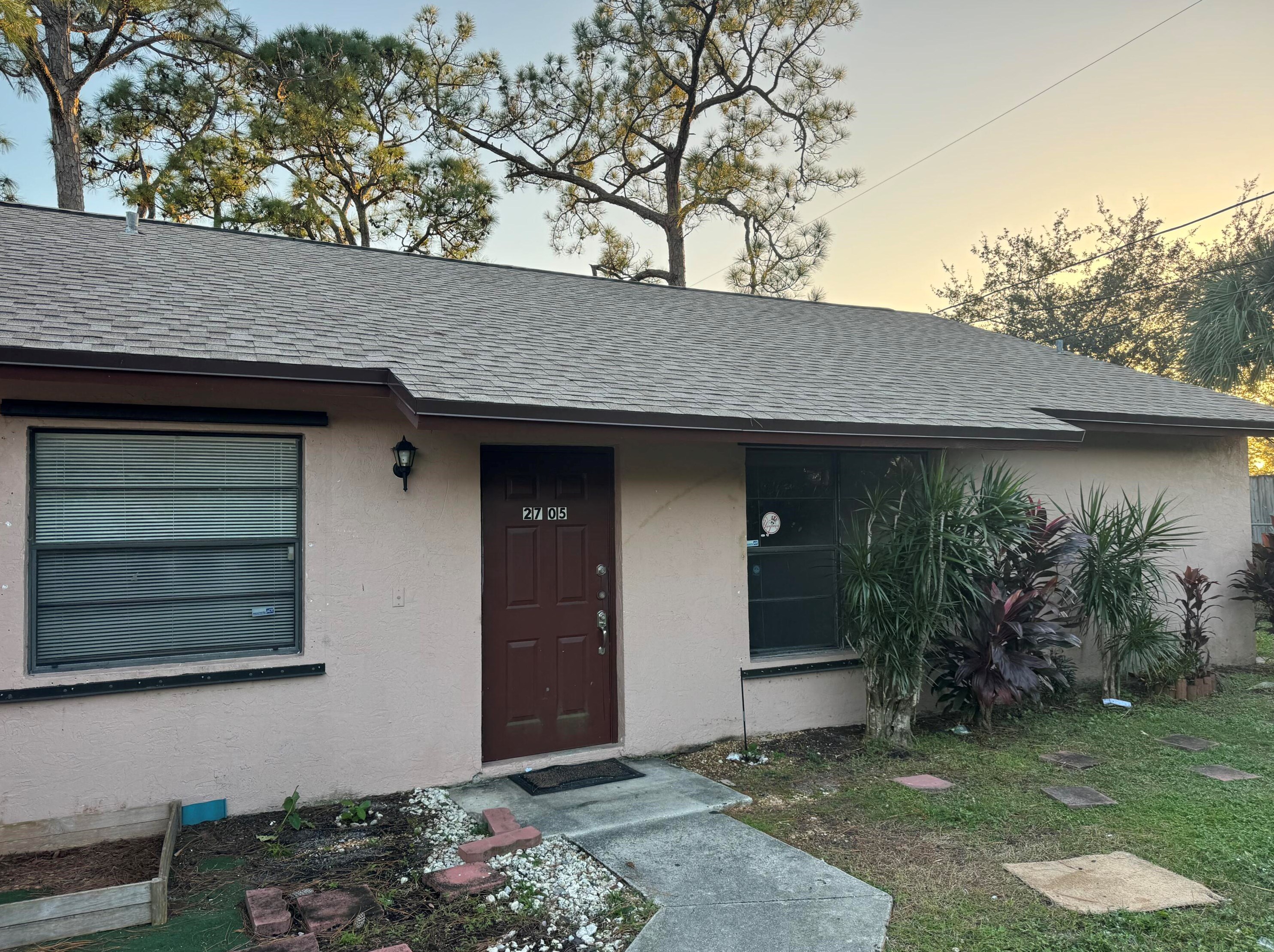 2705 Ida Way #21b, West Palm Beach, FL