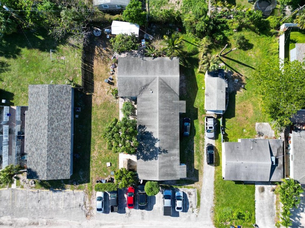 3367 Hi St, Lake Worth, FL 33461-3031