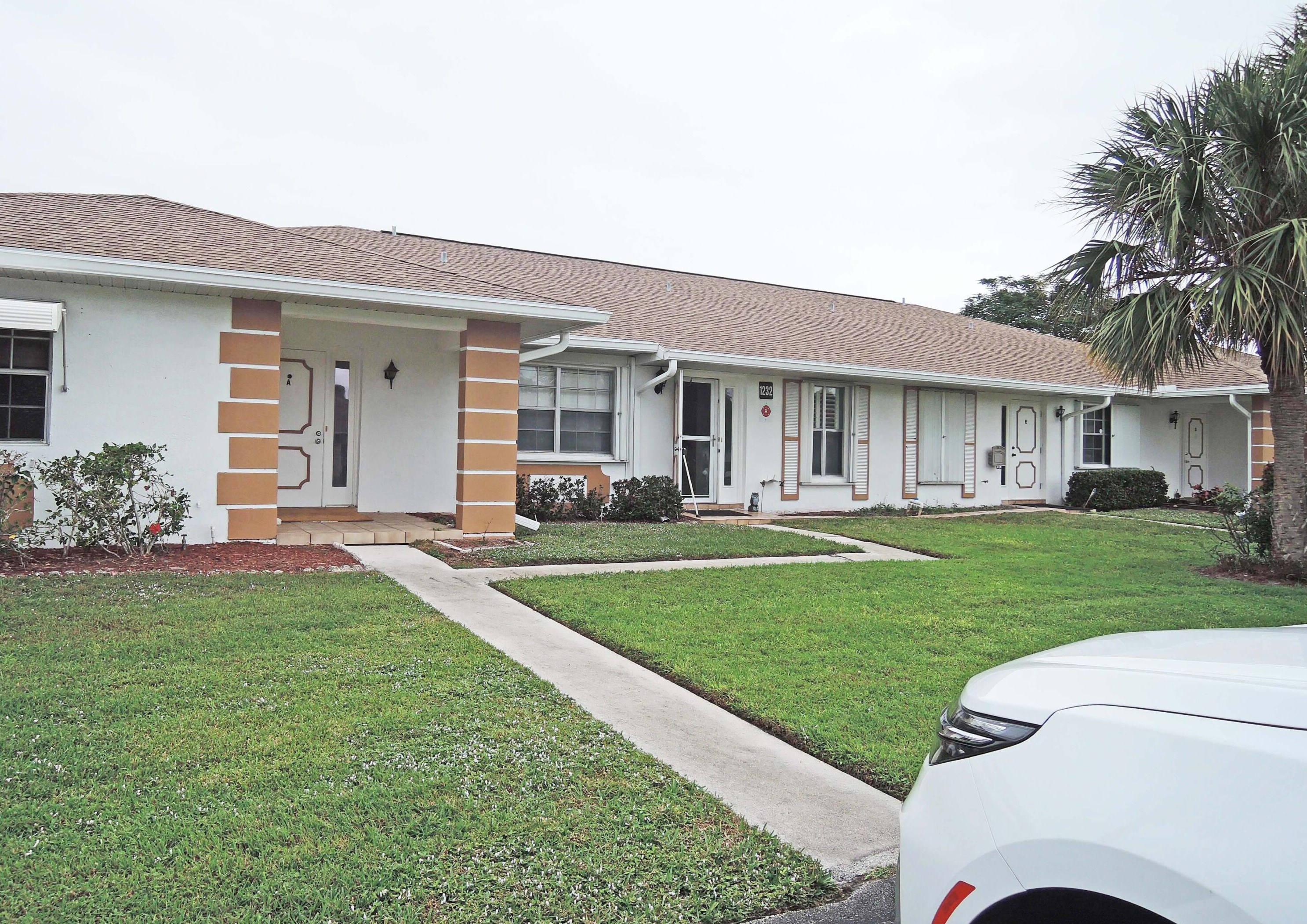 1232 S Lakes End Dr #a, Fort Pierce, FL 34982