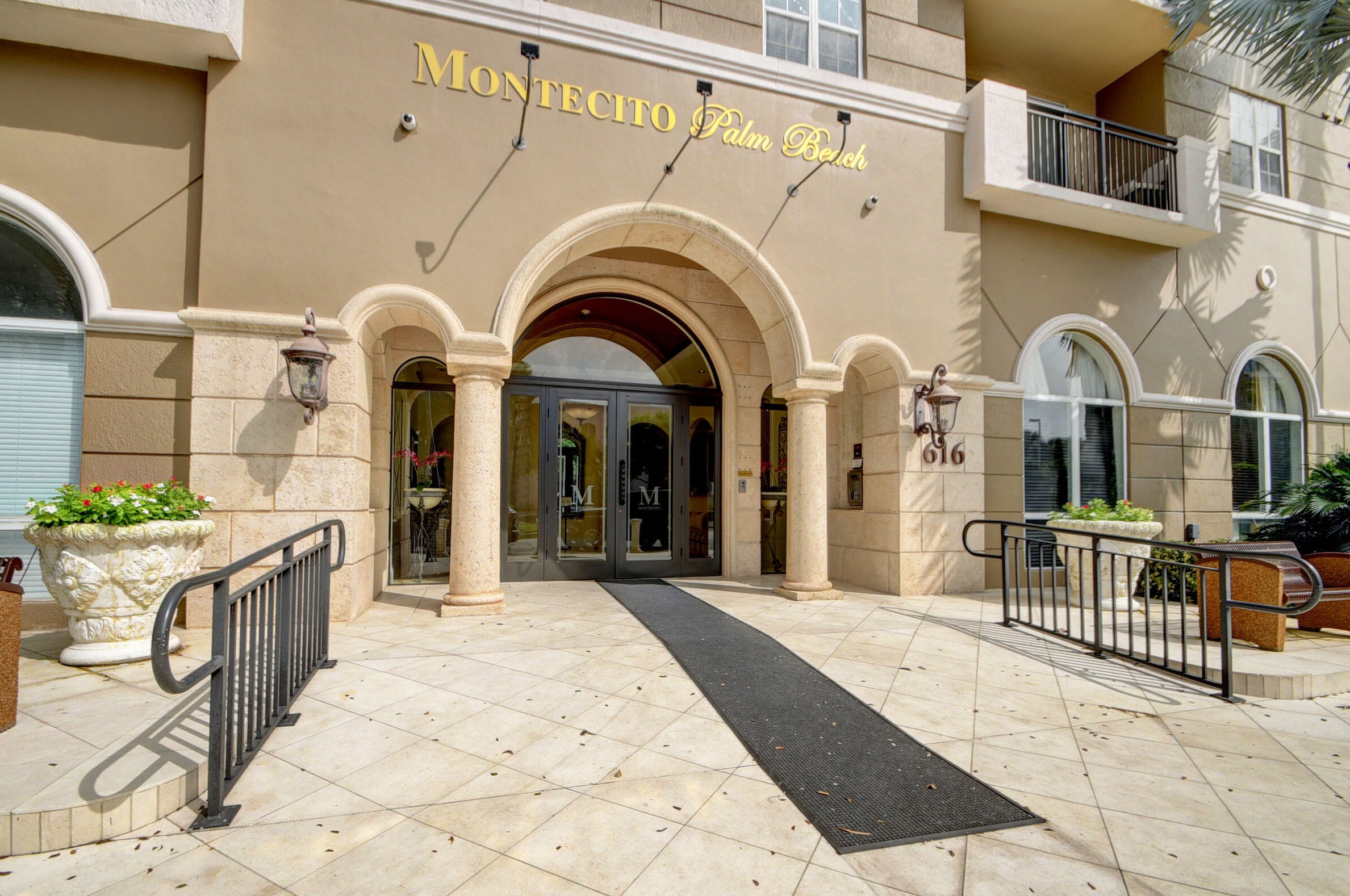 616 Clearwater Park Rd #707, West Palm Beach, FL 33401