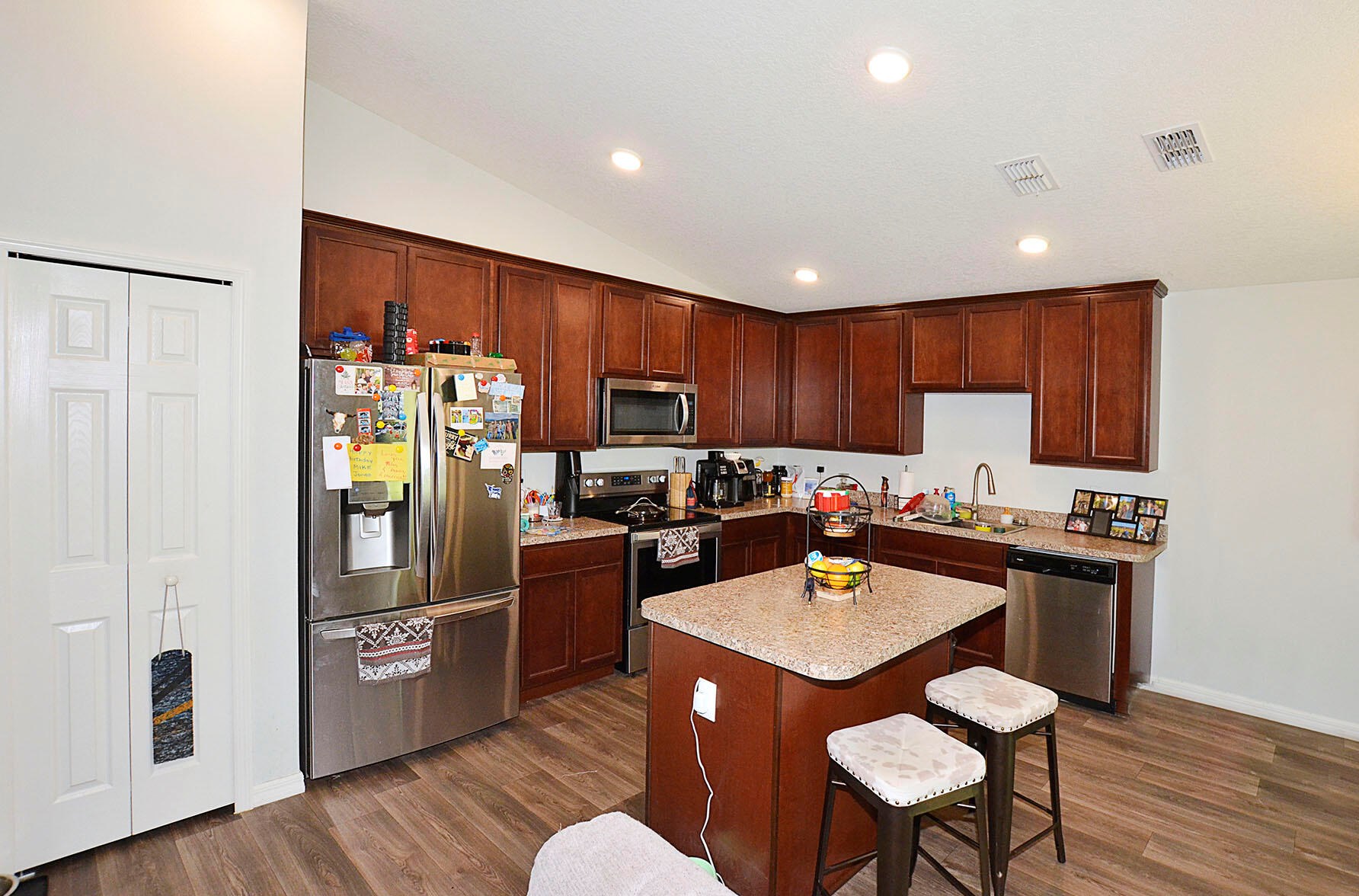 561 Perch Ln, Sebastian FL  32958-4913 exterior