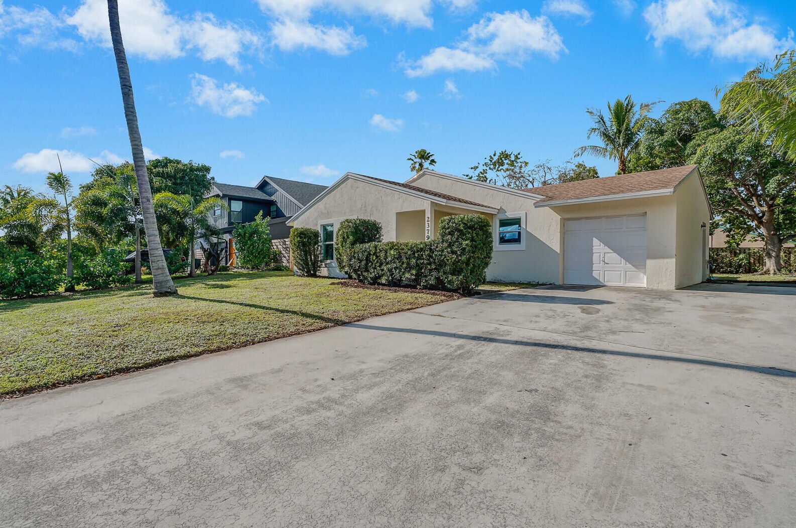 2379 Zeder Ave, Delray Beach, FL 33444