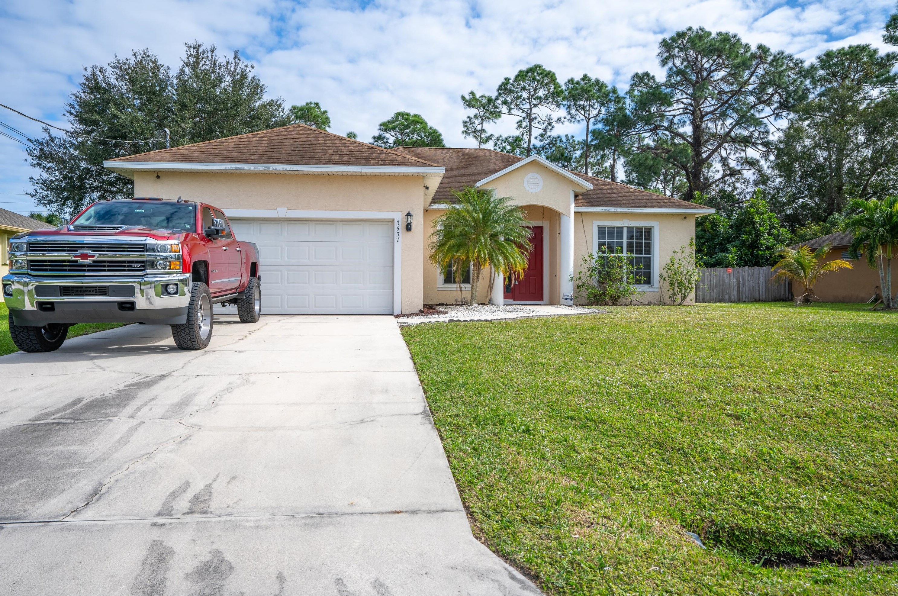 3537 Foremost Dr, Fort Pierce, FL 34953-5257