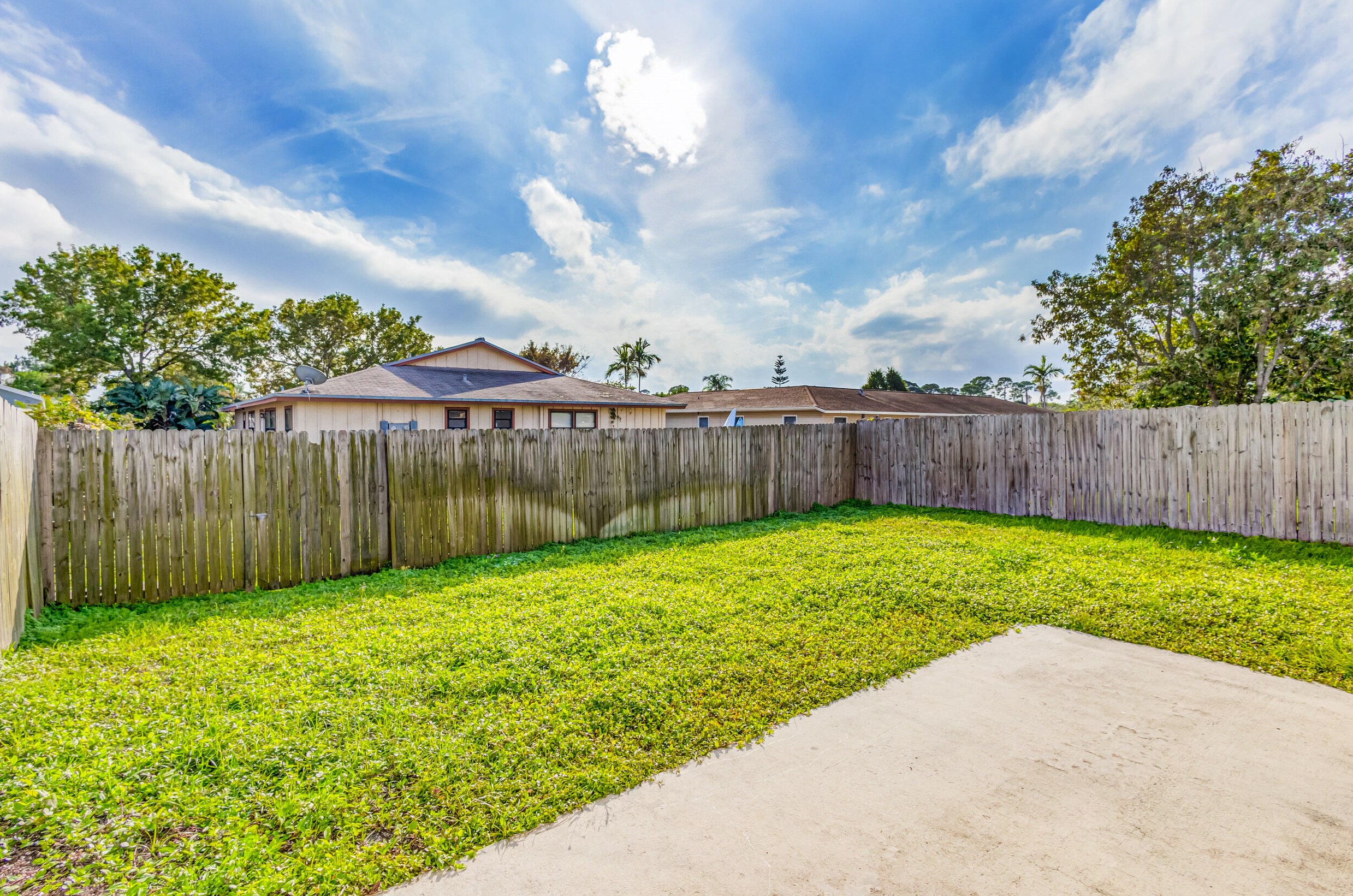 4700 Arthur St, West Palm Beach, FL 33418
