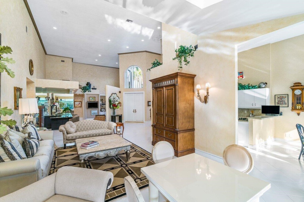 5529 Steeple Chase, Boca Raton FL  33496-2405 exterior