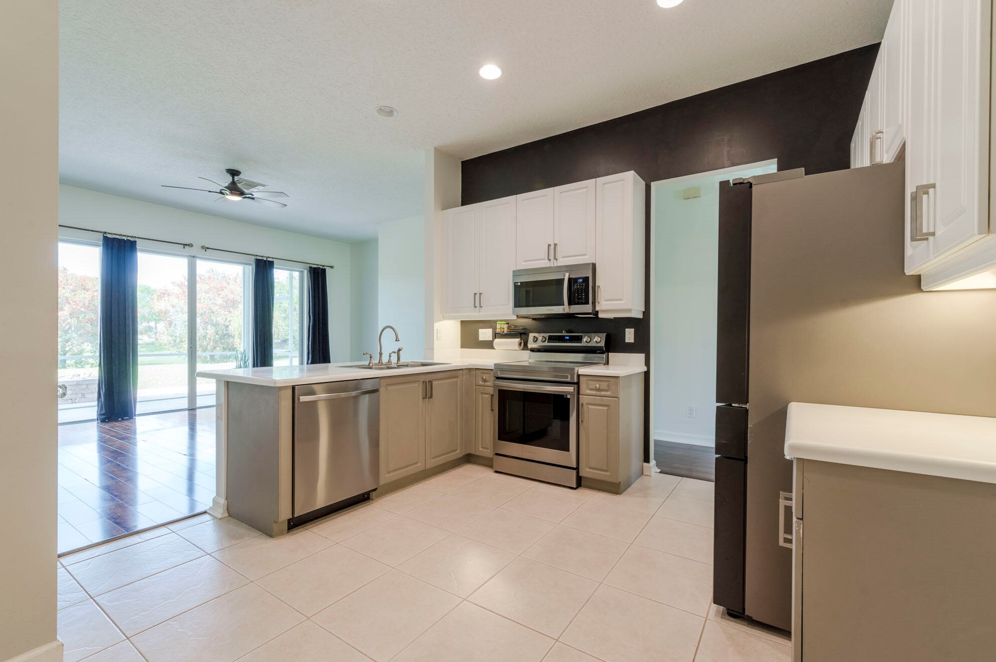 10691 Waterway Ln, Fort Pierce FL  34987-1910 exterior